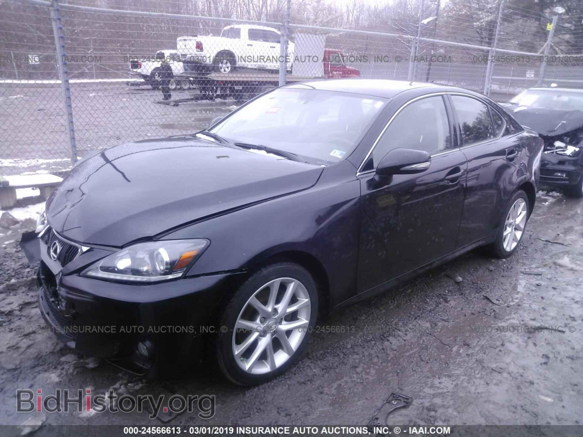 2011 LEXUS IS - VIN: JTHCF5C26B5045468 - Photo 2