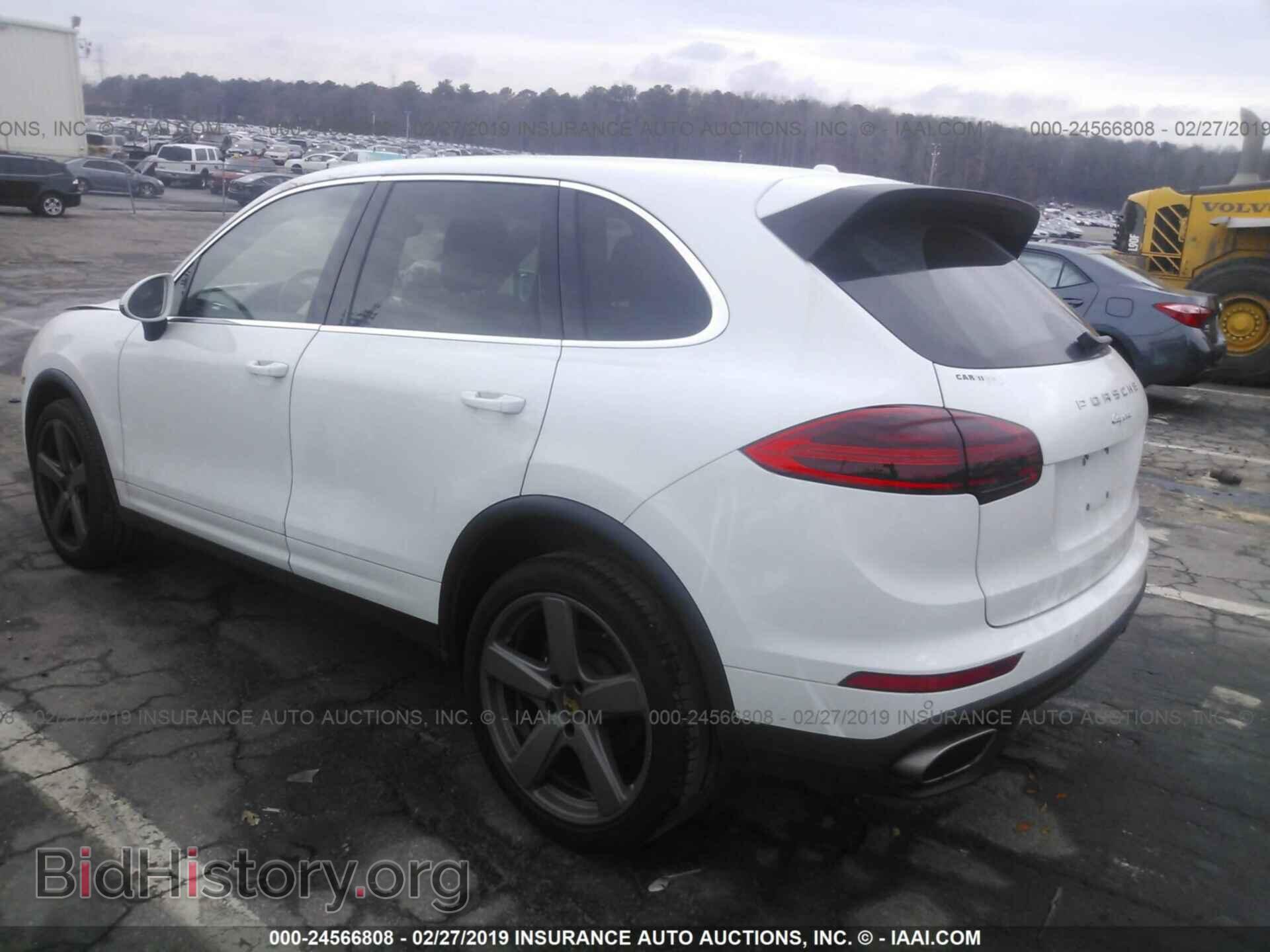 2016 PORSCHE CAYENNE - VIN: WP1AA2A26GKA12230 - Фото 3