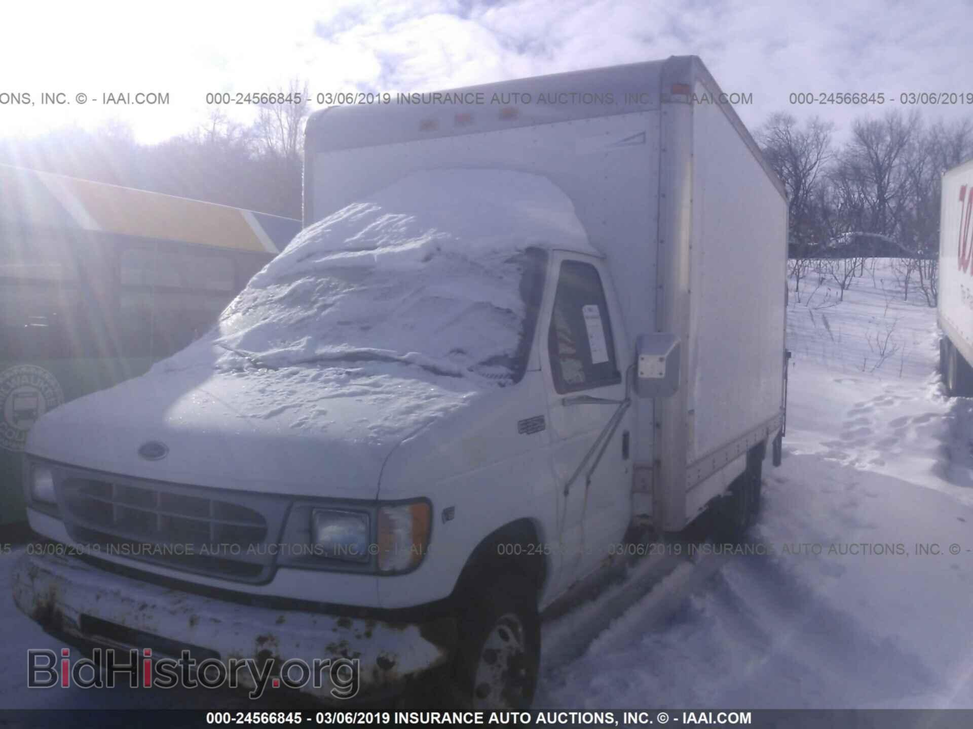 2000 FORD ECONOLINE - VIN: 1FDWE35L6YHC01409 - Photo 2