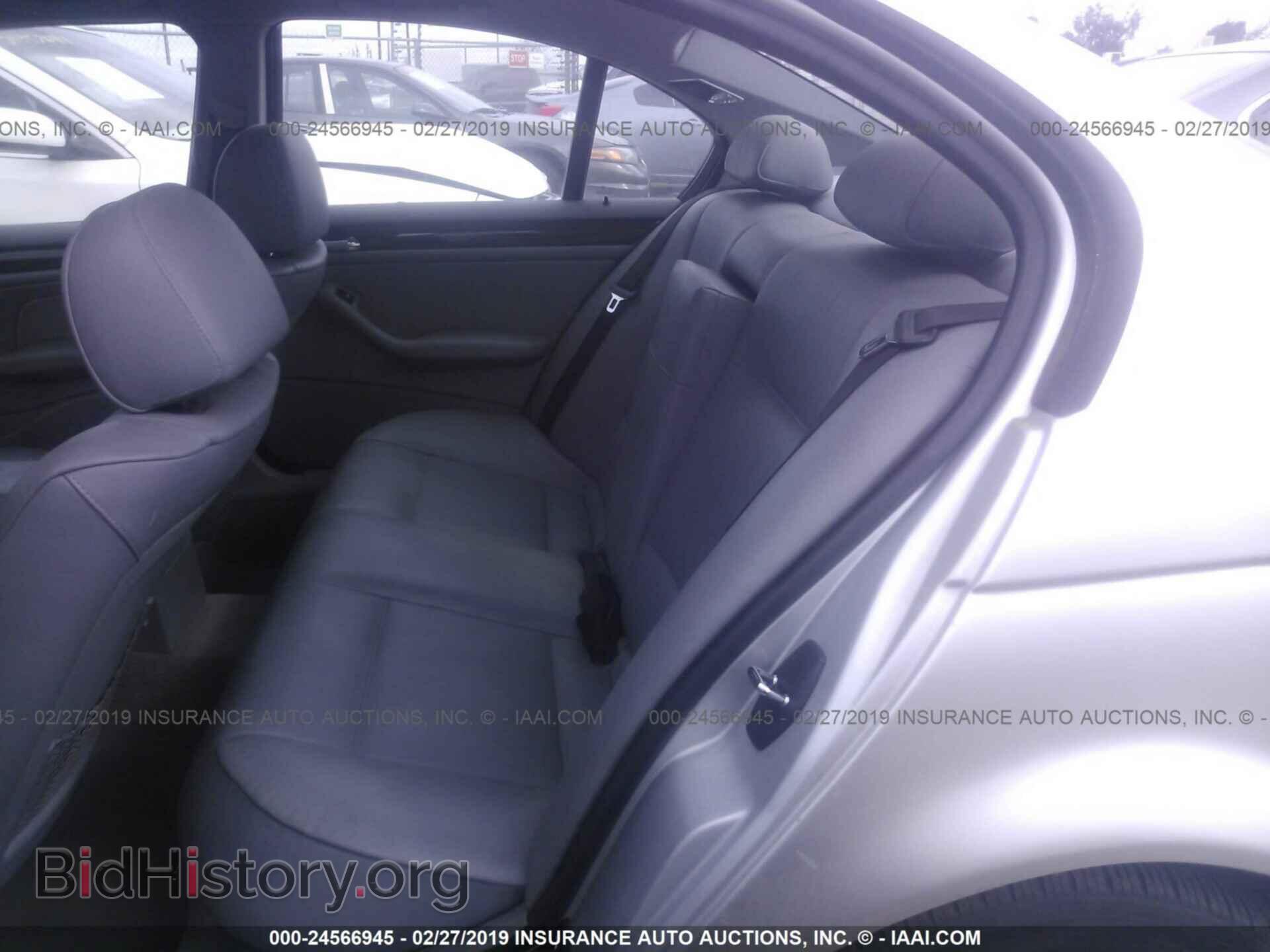 2001 BMW 330 - VIN: WBAAV53451JS93811 - Фото 8