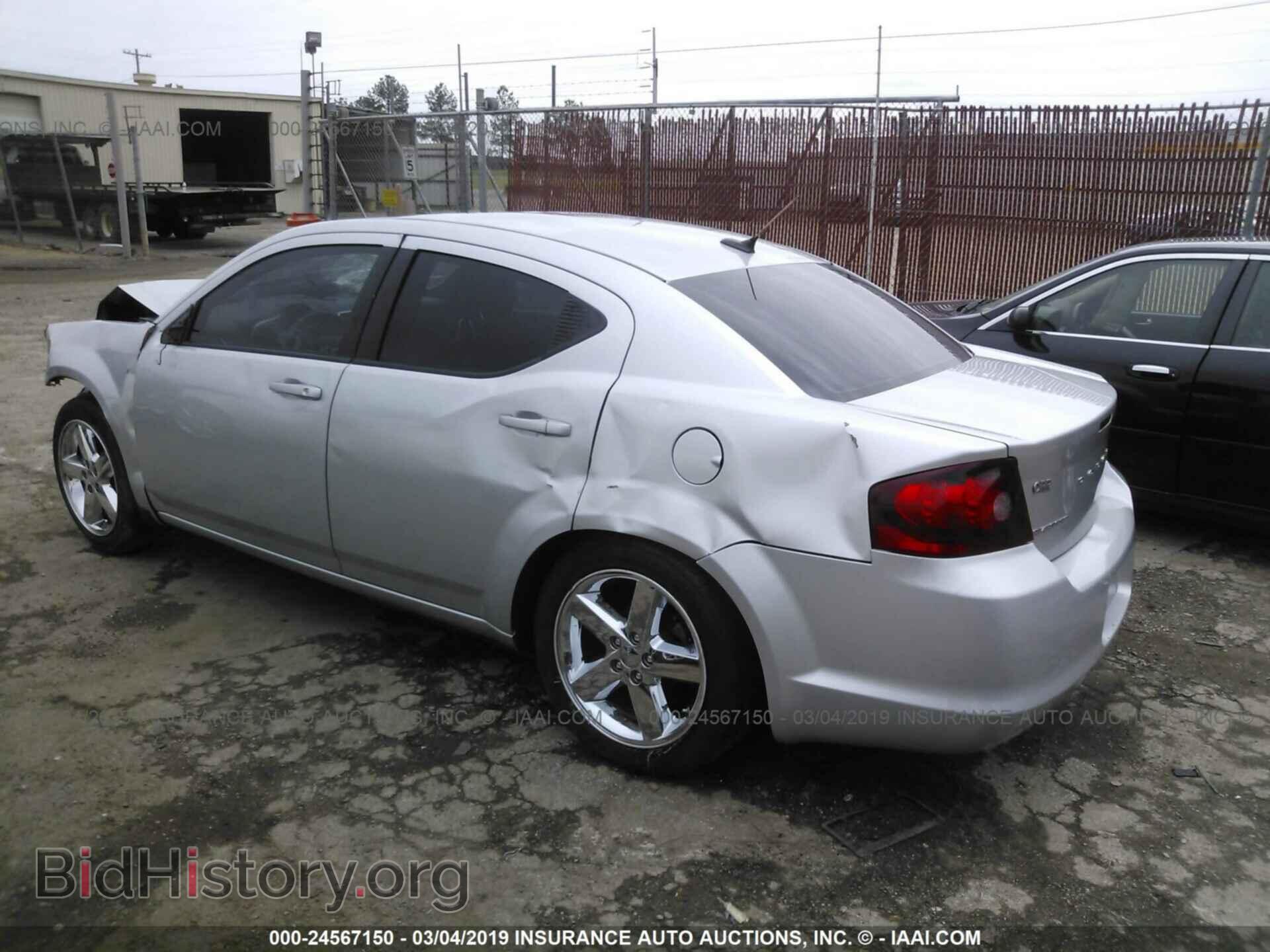 2011 DODGE AVENGER - VIN: 1B3BD4FBXBN587795 - Фото 3