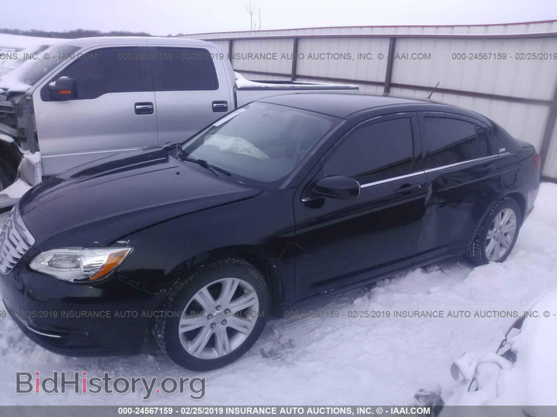 2013 CHRYSLER 200 - VIN: 1C3CCBBB8DN702014 - Photo 2