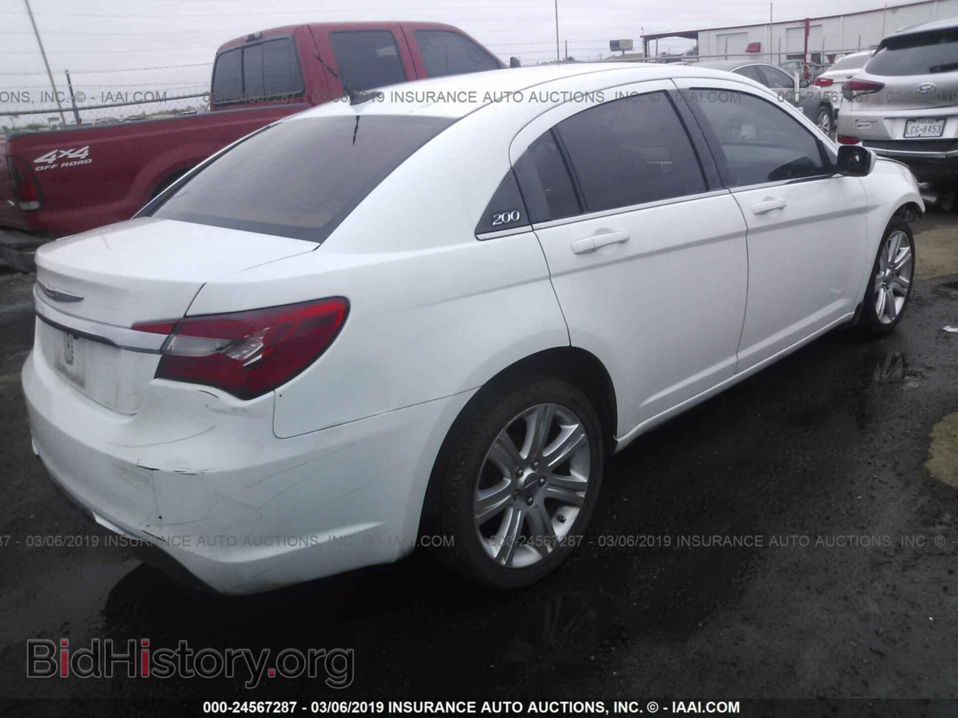 2013 CHRYSLER 200 - VIN: 1C3CCBABXDN733167 - Photo 4