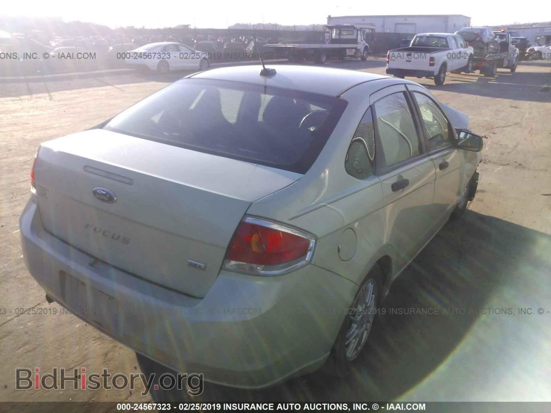 2010 FORD FOCUS - VIN: 1FAHP3FN9AW165214 - Photo 4