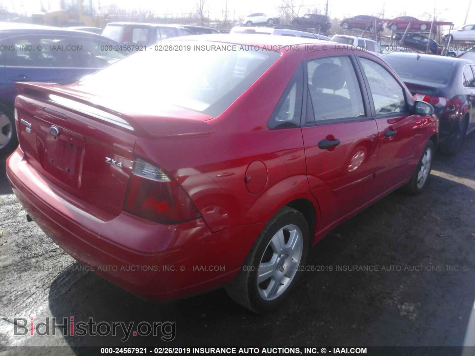 2005 FORD FOCUS - VIN: 1FAFP34N55W242595 - Фото 4