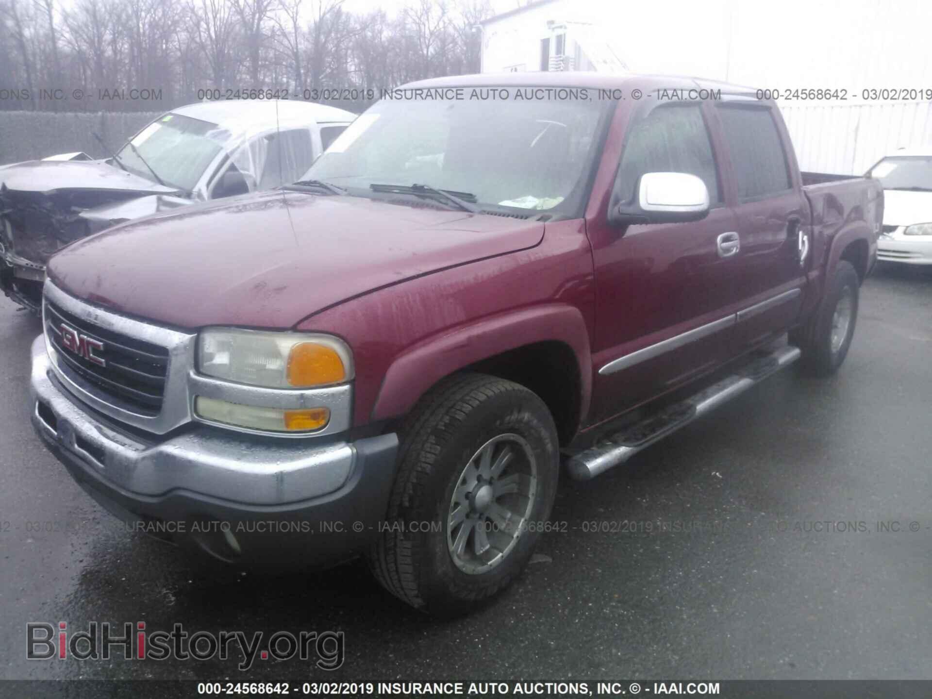 2005 GMC NEW SIERRA - VIN: 2GTEK13TX51245685 - Фото 2