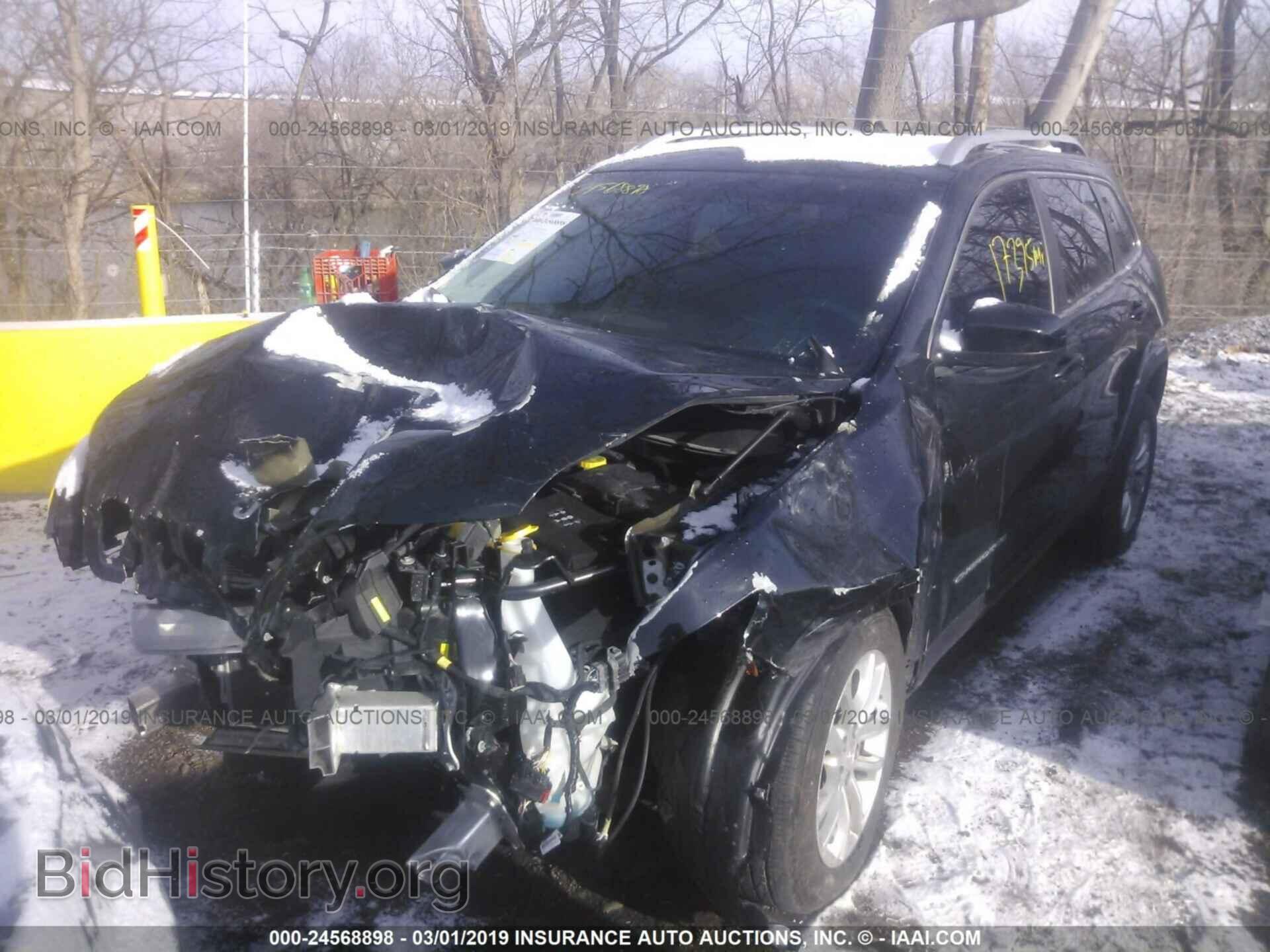 2019 JEEP CHEROKEE - VIN: 1C4PJLCB2KD178207 - Фото 2