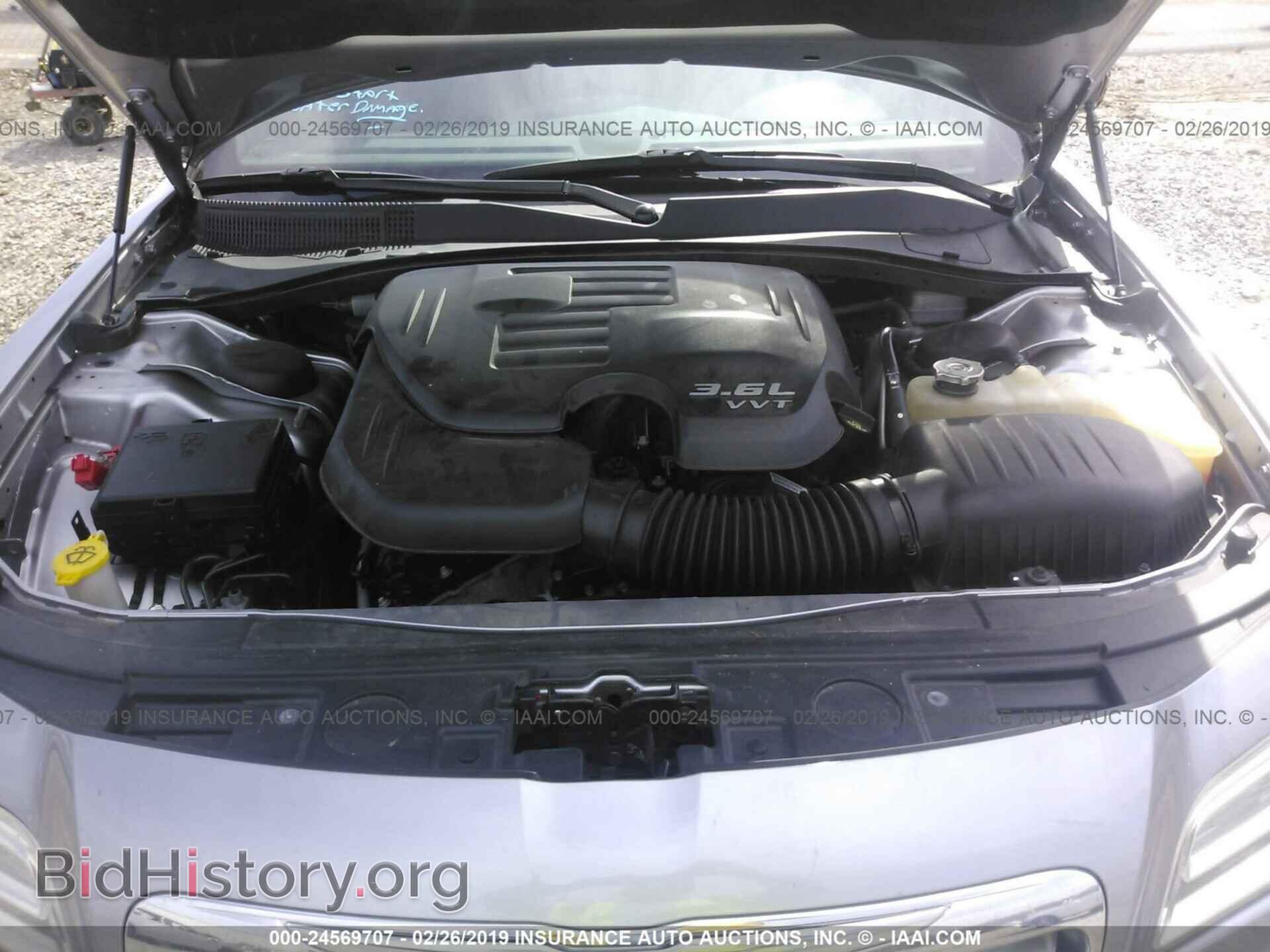 2014 CHRYSLER 300C - VIN: 2C3CCAEG0EH375765 - Photo 10