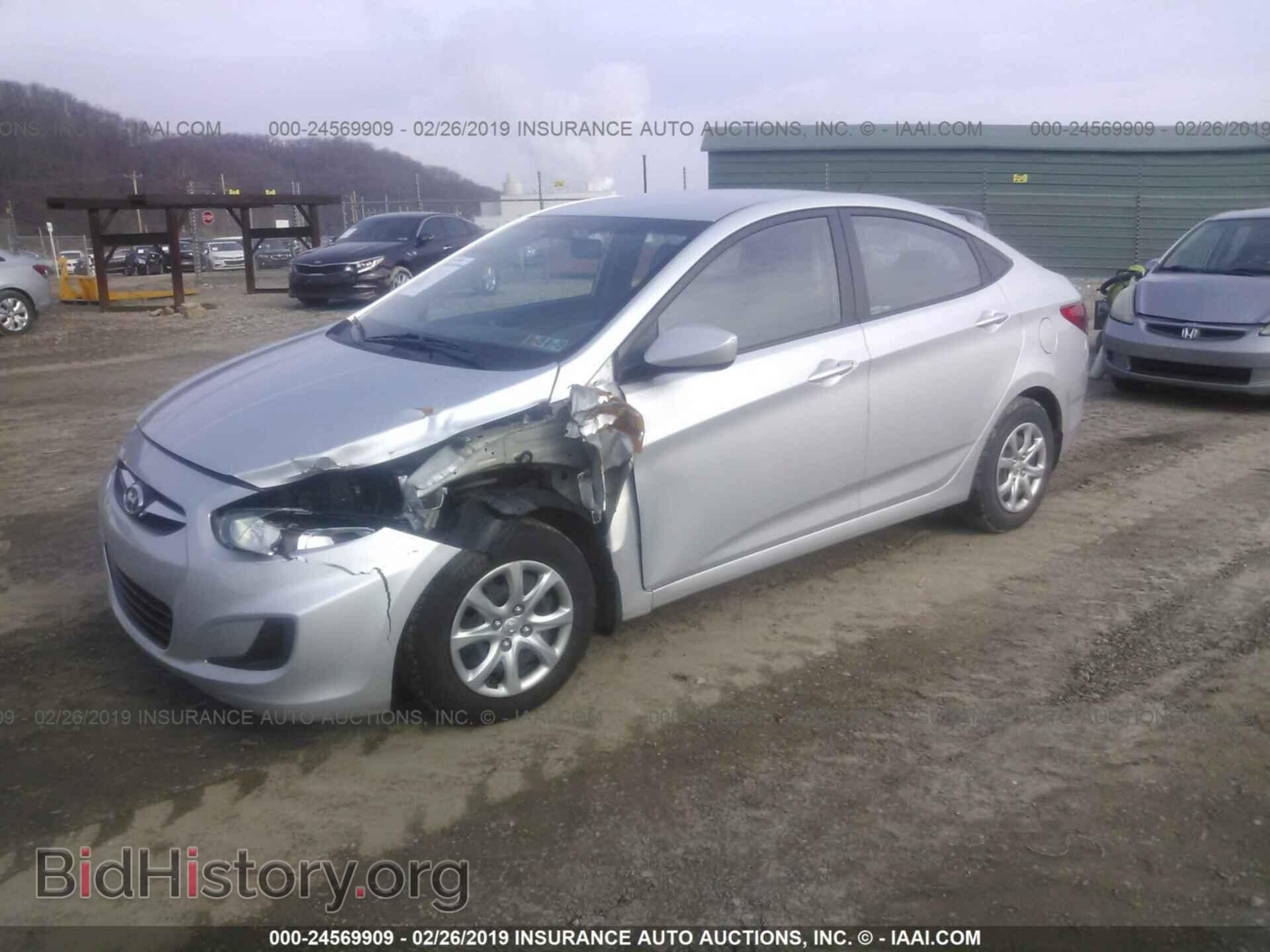 2013 HYUNDAI ACCENT - VIN: KMHCT4AE6DU565577 - Фото 2