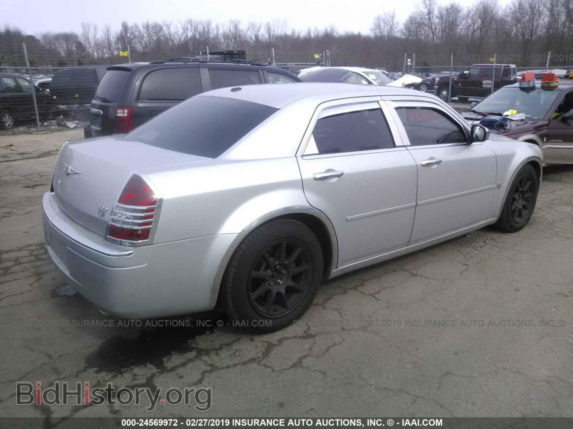 2007 CHRYSLER 300C - VIN: 2C3KA63H47H875831 - Фото 4