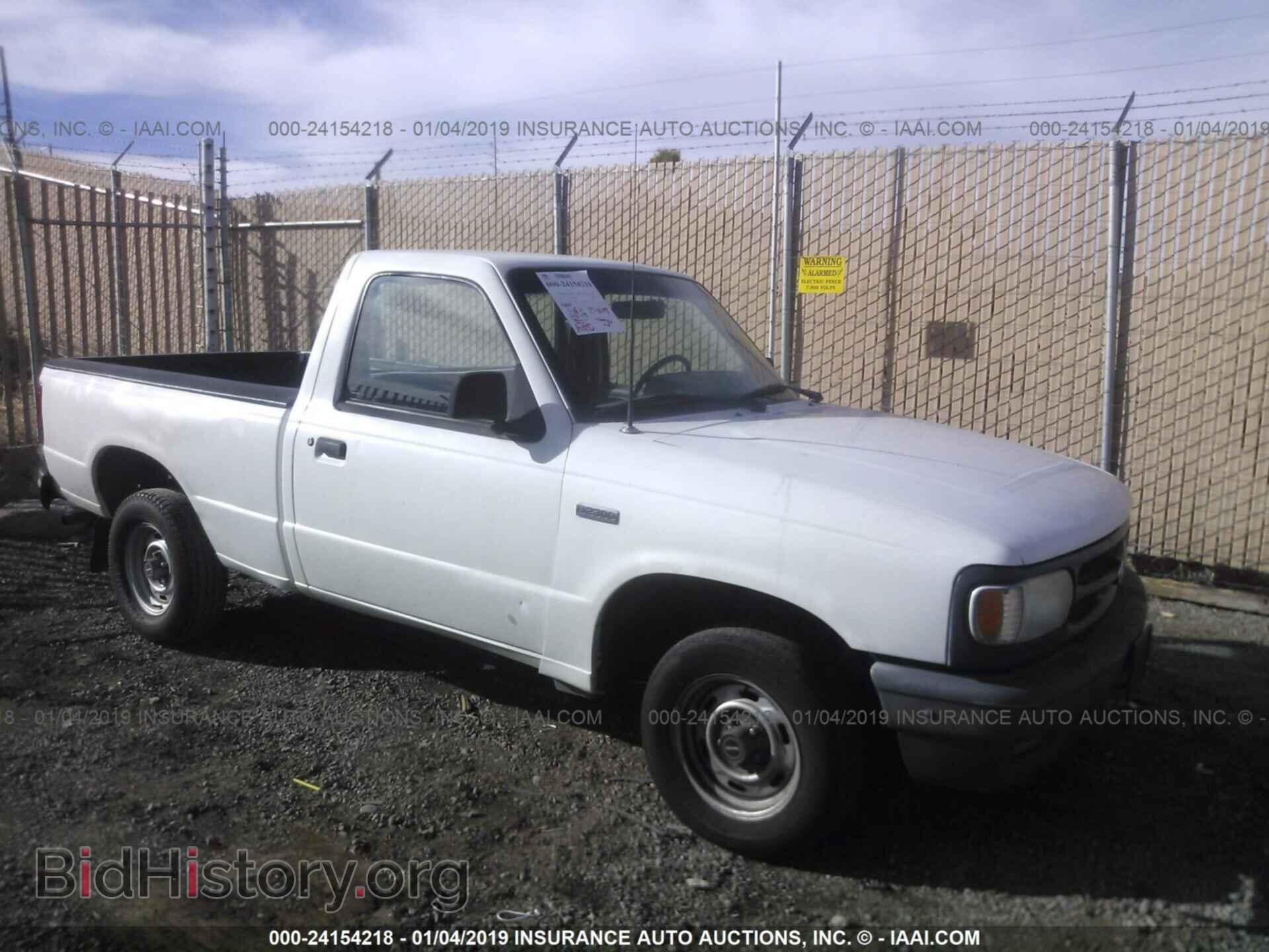 Photo 4F4CR12A6RTN07986 - MAZDA B2300 1994