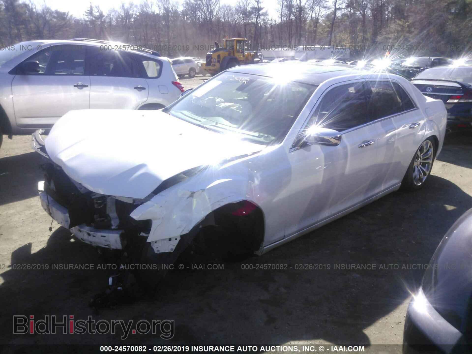 2015 CHRYSLER 300C - VIN: 2C3CCAET1FH845977 - Фото 2