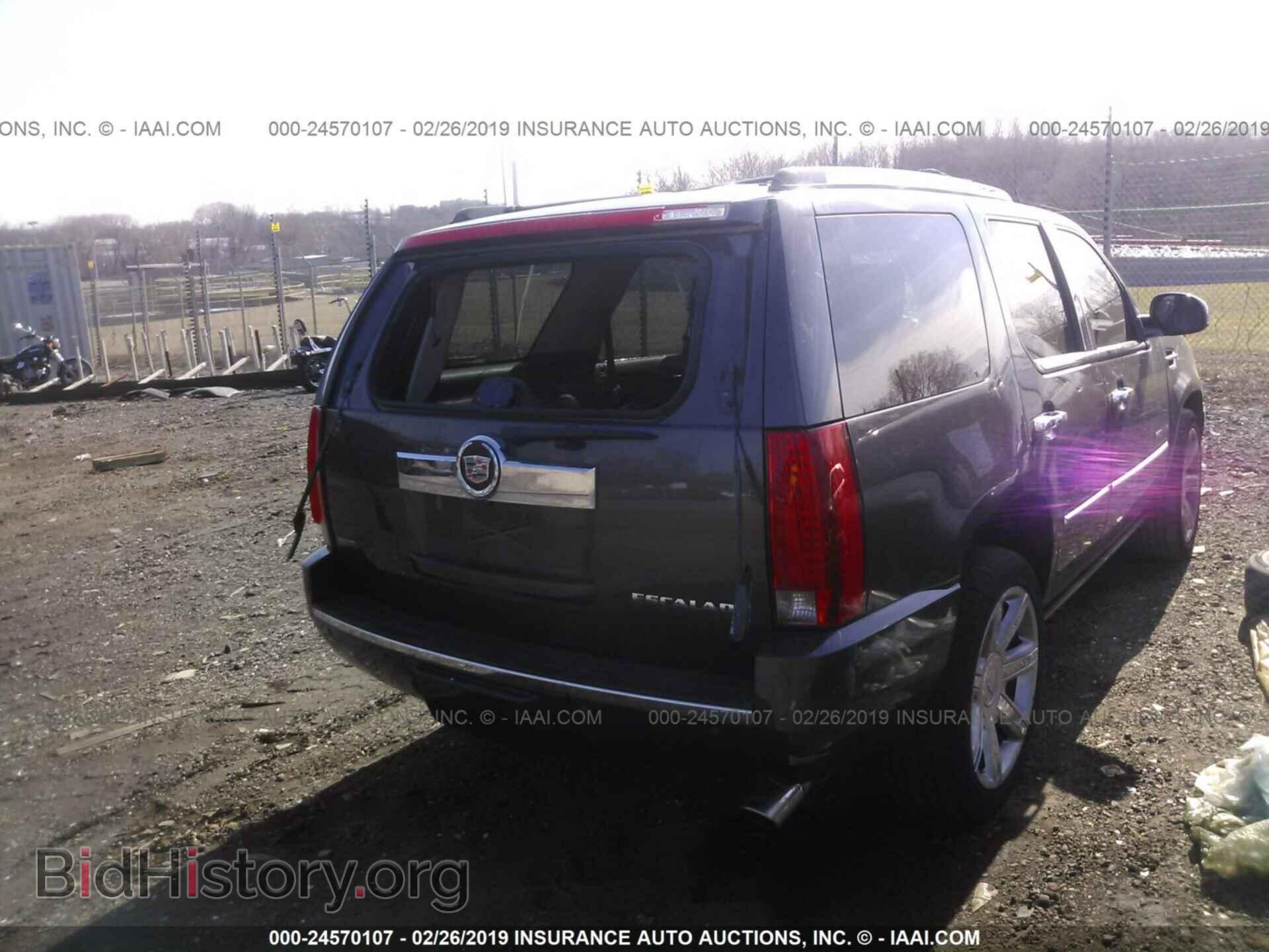 2011 CADILLAC ESCALADE - VIN: 1GYS4CEF1BR163681 - Фото 4
