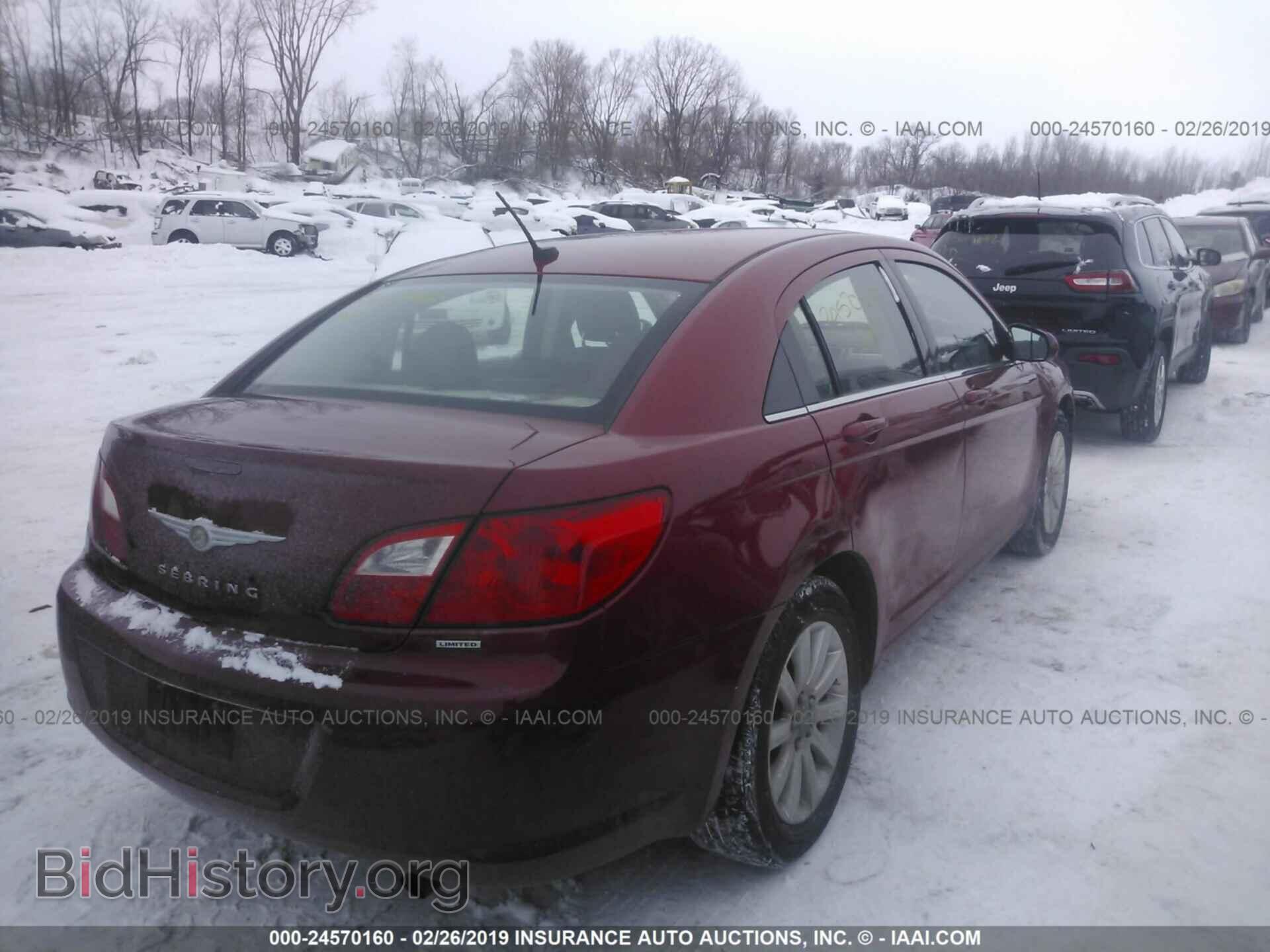 2010 CHRYSLER SEBRING - VIN: 1C3CC5FB2AN192900 - Фото 4