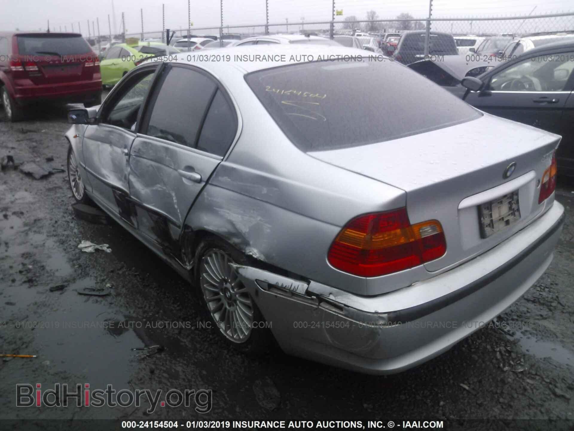 2003 BMW 330 - VIN: WBAEV53473KM32853 - Фото 3