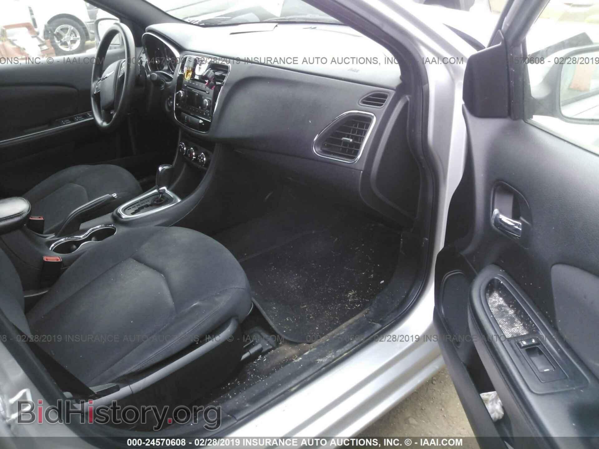2012 CHRYSLER 200 - VIN: 1C3CCBAB1CN295654 - Фото 5
