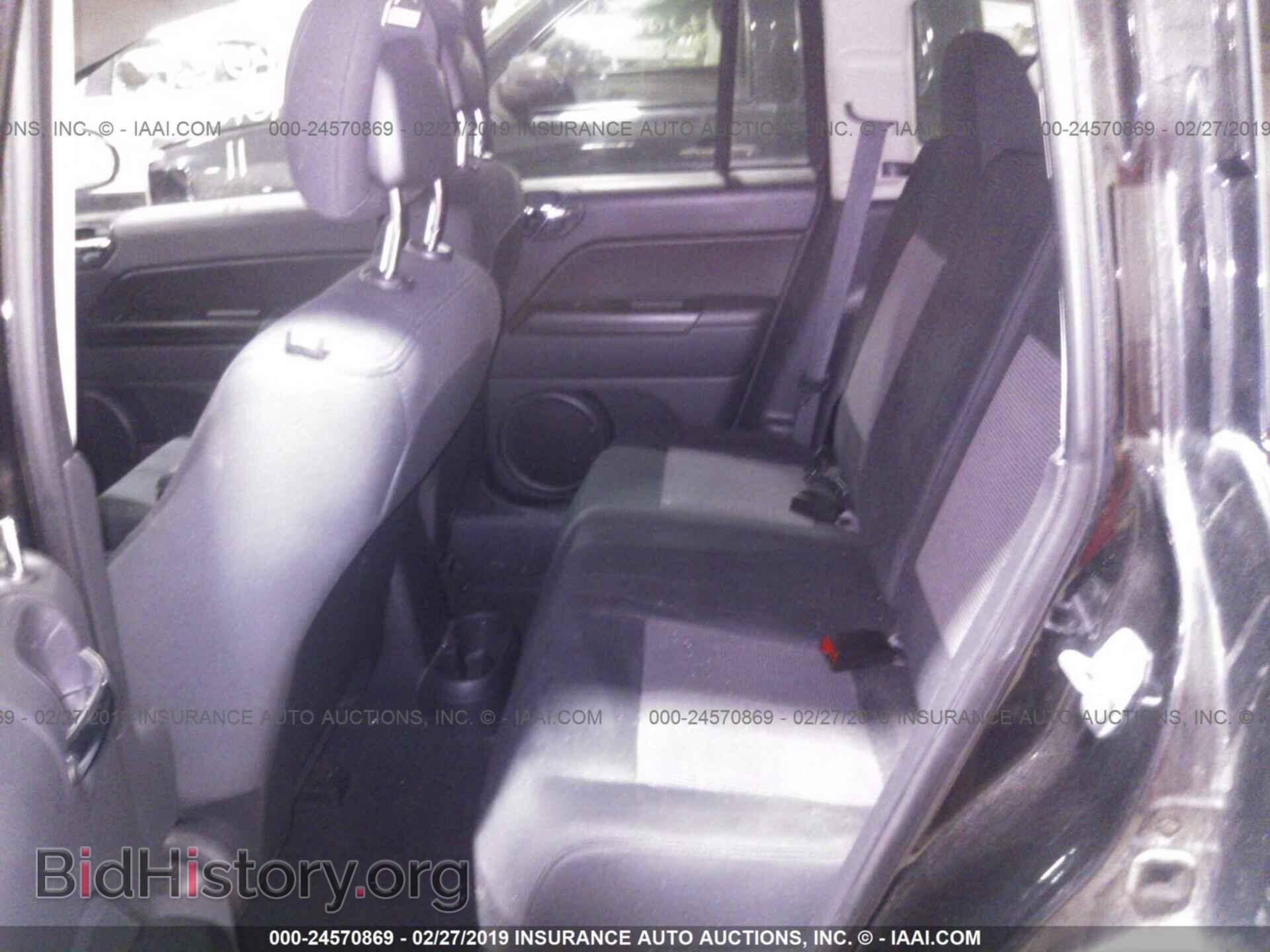 2011 JEEP COMPASS - VIN: 1J4NT1FBXBD176717 - Photo 8