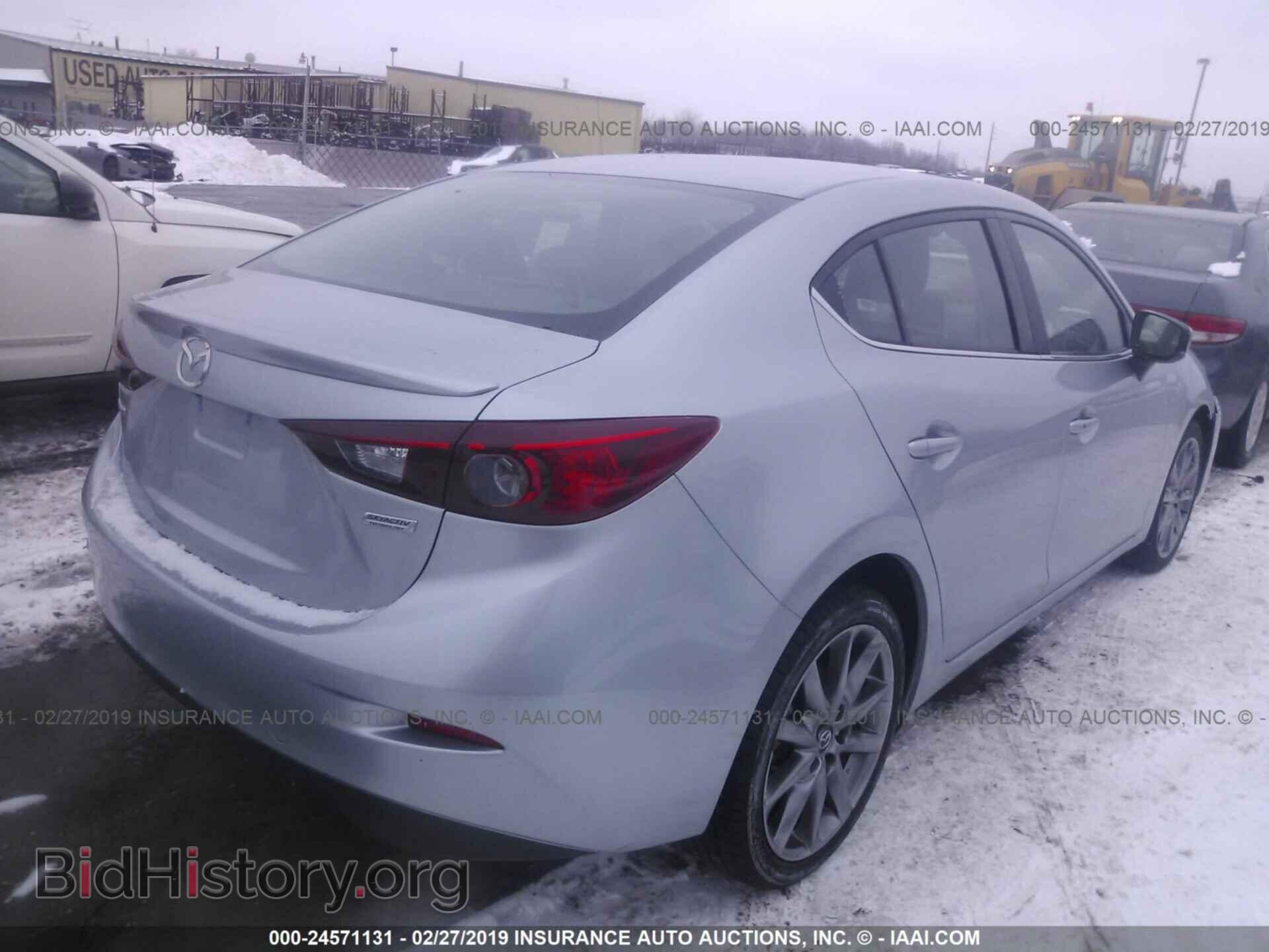 2018 MAZDA 3 - VIN: 3MZBN1V36JM179594 - Фото 4