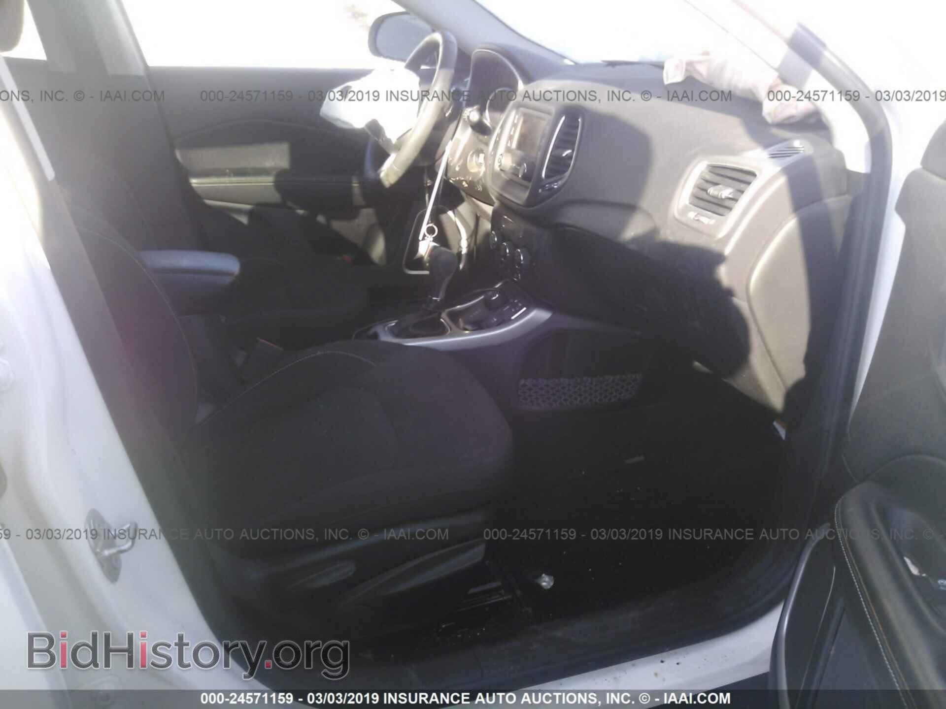 2017 JEEP COMPASS - VIN: 3C4NJDAB8HT642717 - Фото 5