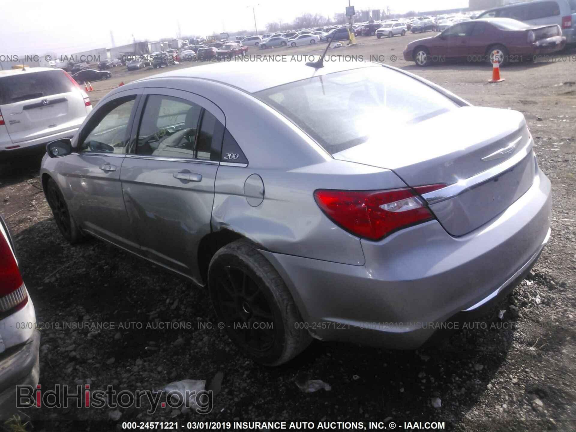 2013 CHRYSLER 200 - VIN: 1C3CCBAG7DN723904 - Фото 3