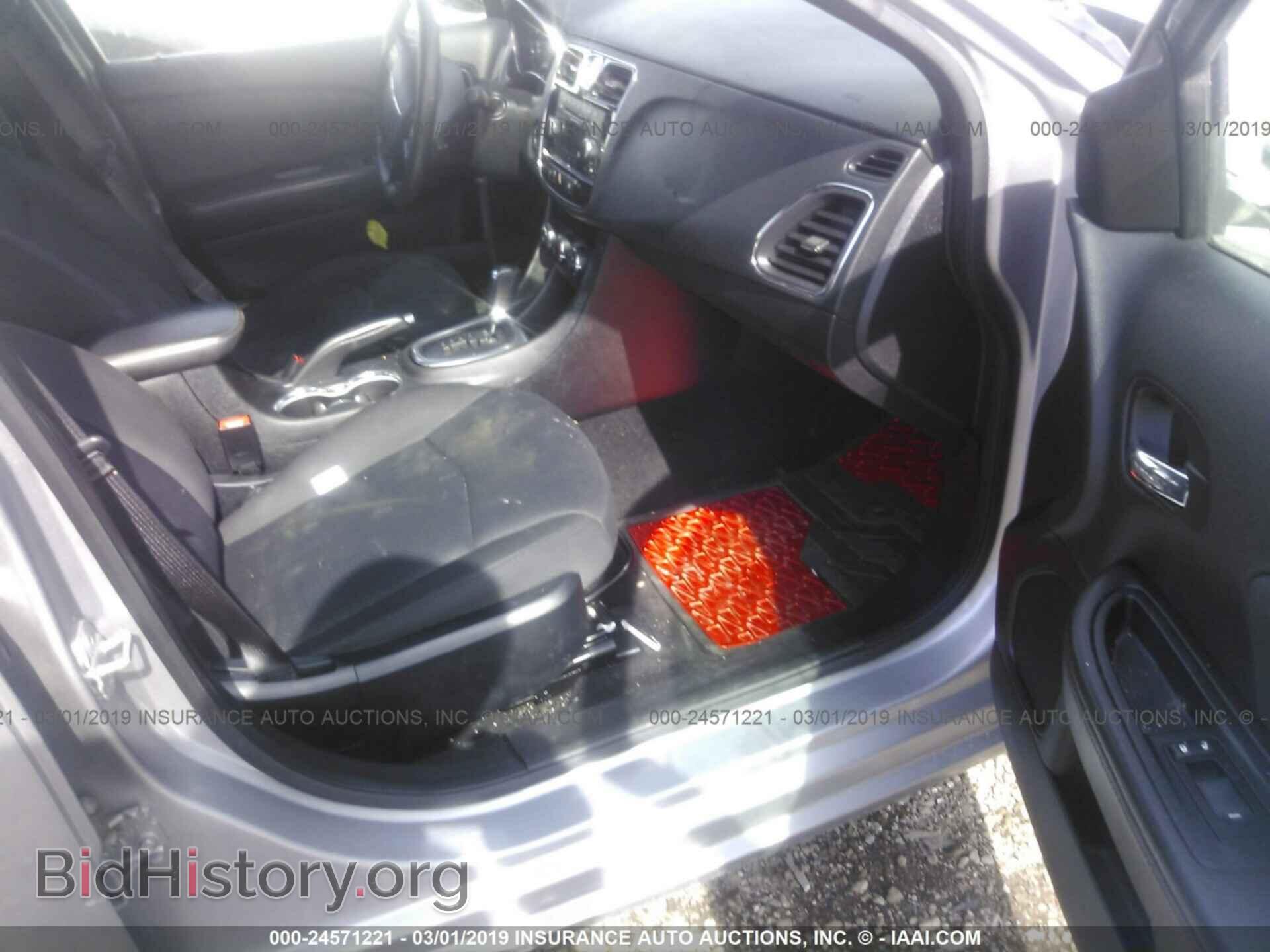2013 CHRYSLER 200 - VIN: 1C3CCBAG7DN723904 - Фото 5