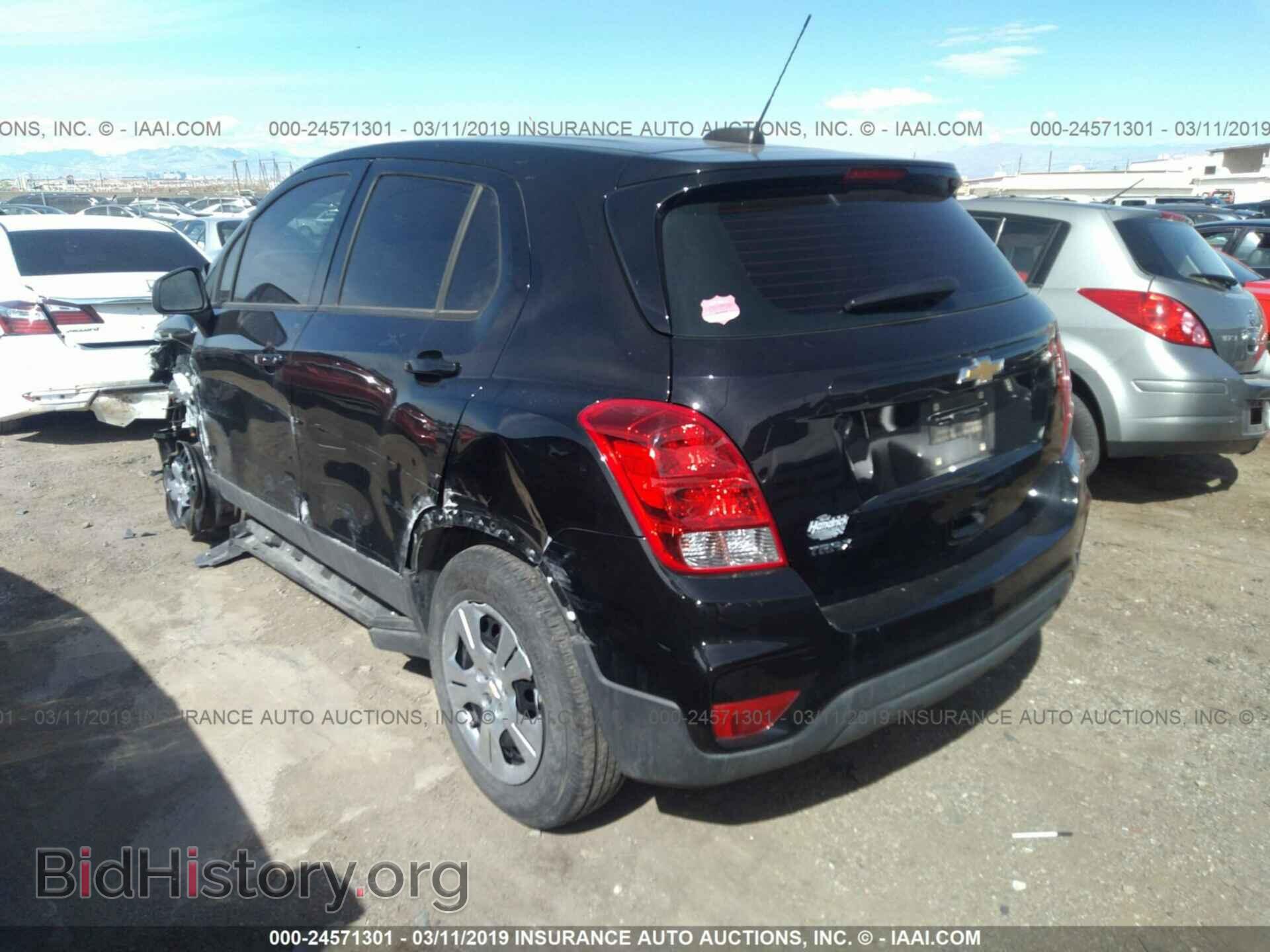 2017 CHEVROLET TRAX - VIN: 3GNCJKSB3HL258393 - Photo 3