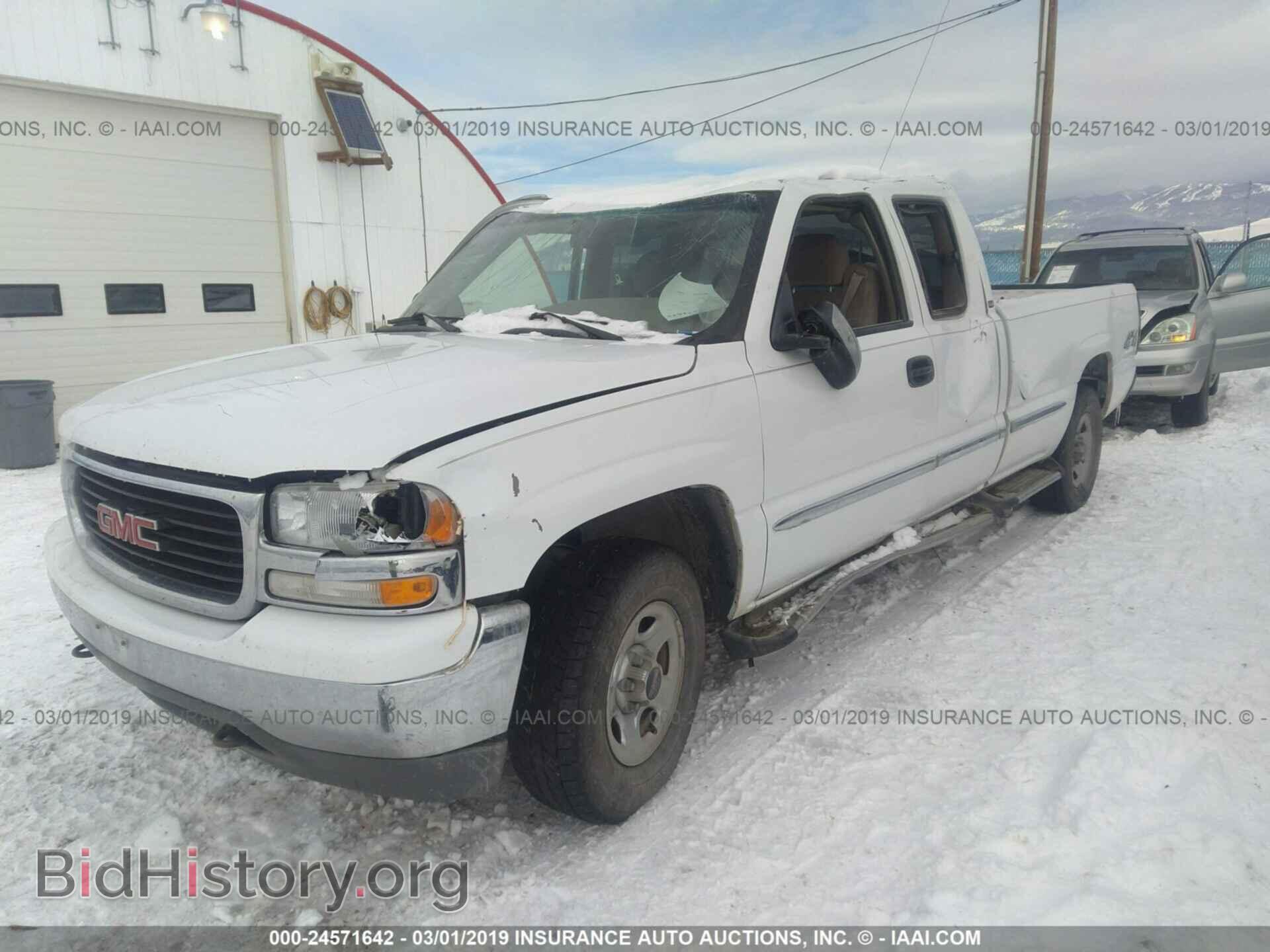 2002 GMC NEW SIERRA - VIN: 1GTEK19T02E215435 - Фото 2