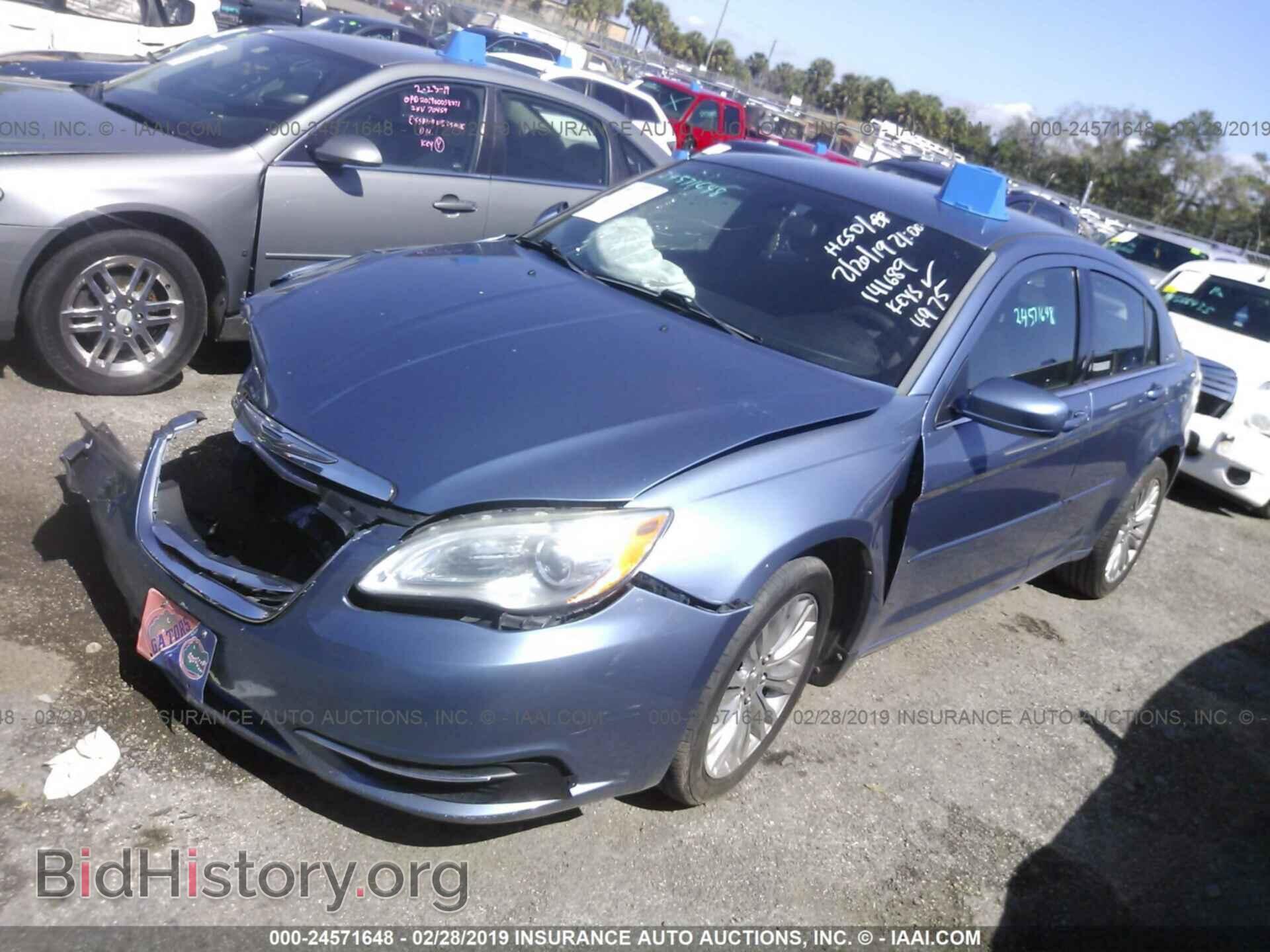 2011 CHRYSLER 200 - VIN: 1C3BC1FG6BN544975 - Фото 2