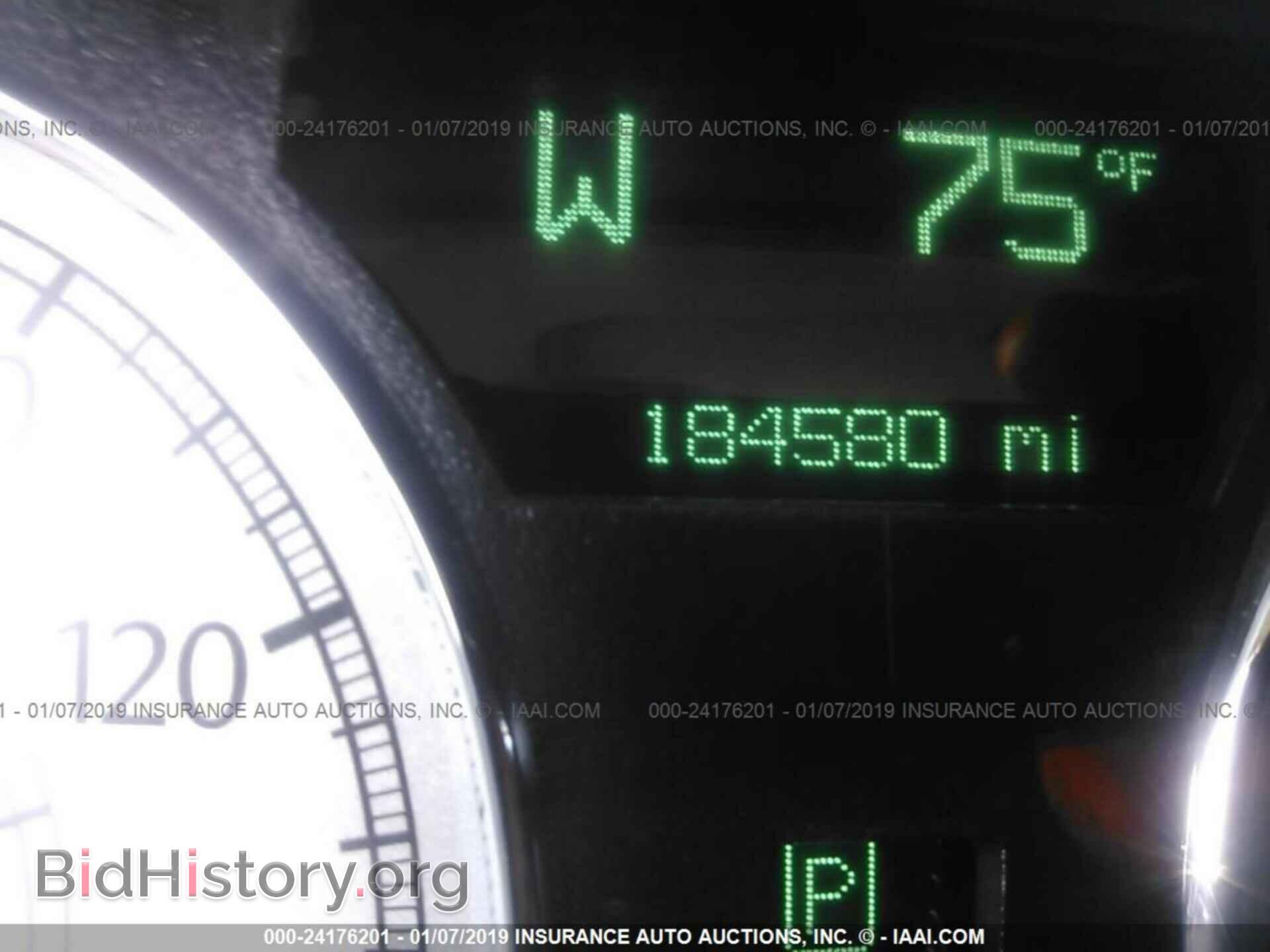 2007 CHRYSLER 300C - VIN: 2C3KA63H57H649216 - Фото 7