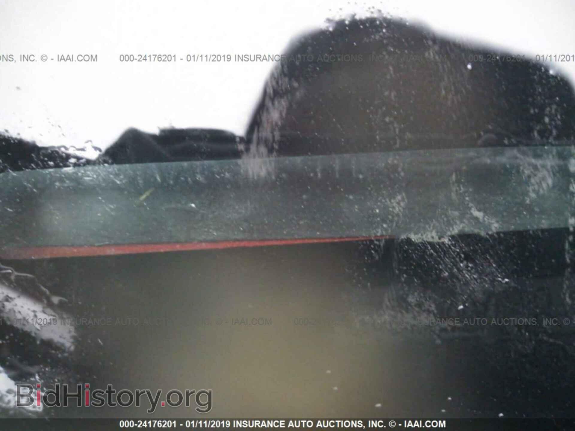 2007 CHRYSLER 300C - VIN: 2C3KA63H57H649216 - Фото 9