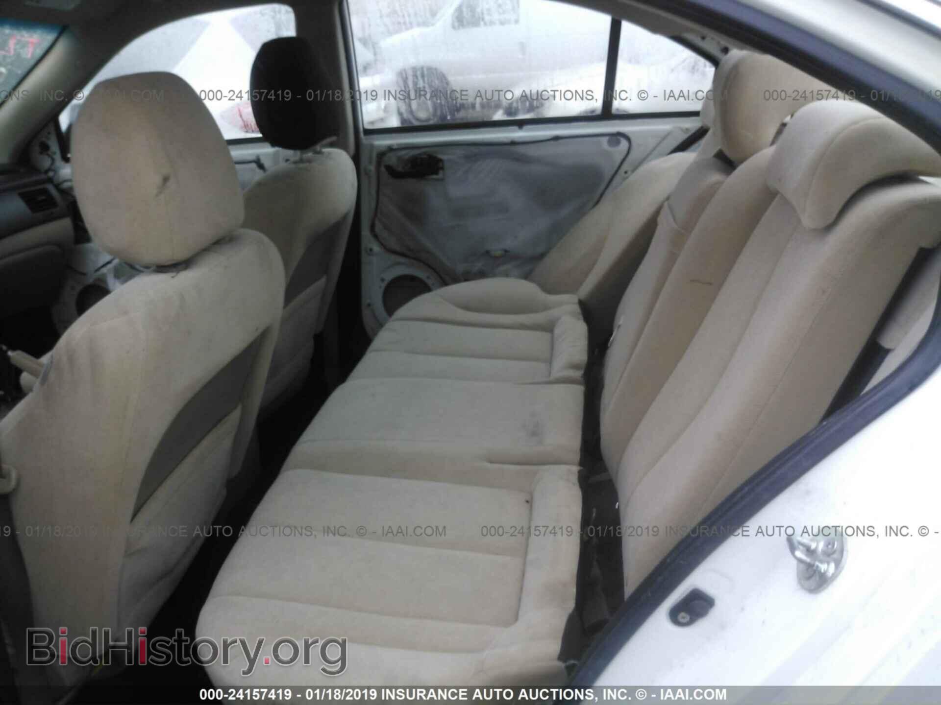 2009 KIA OPTIMA - VIN: KNAGE228795332464 - Фото 8