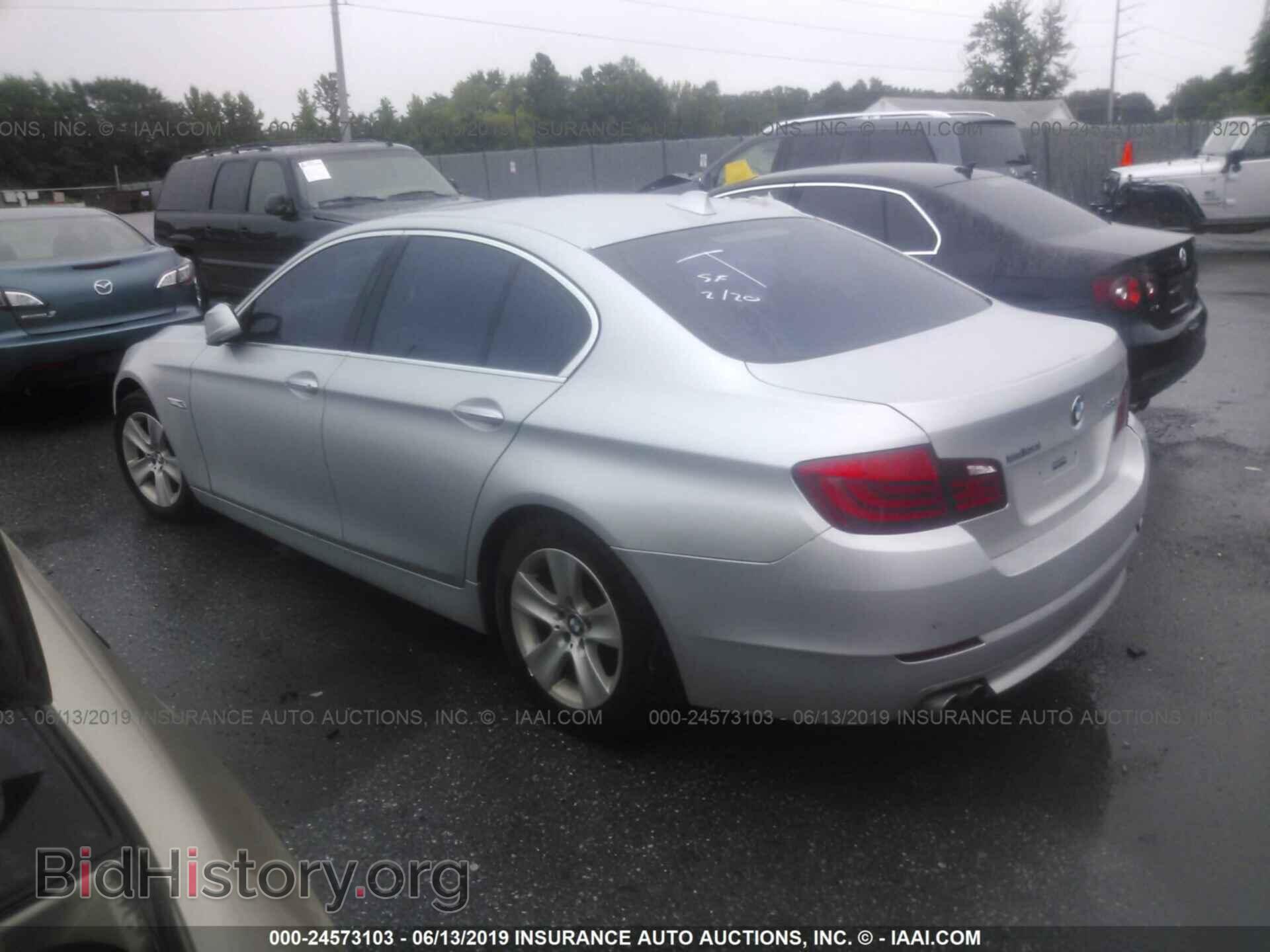 2011 BMW 528 - VIN: WBAFR1C51BC737378 - Фото 3