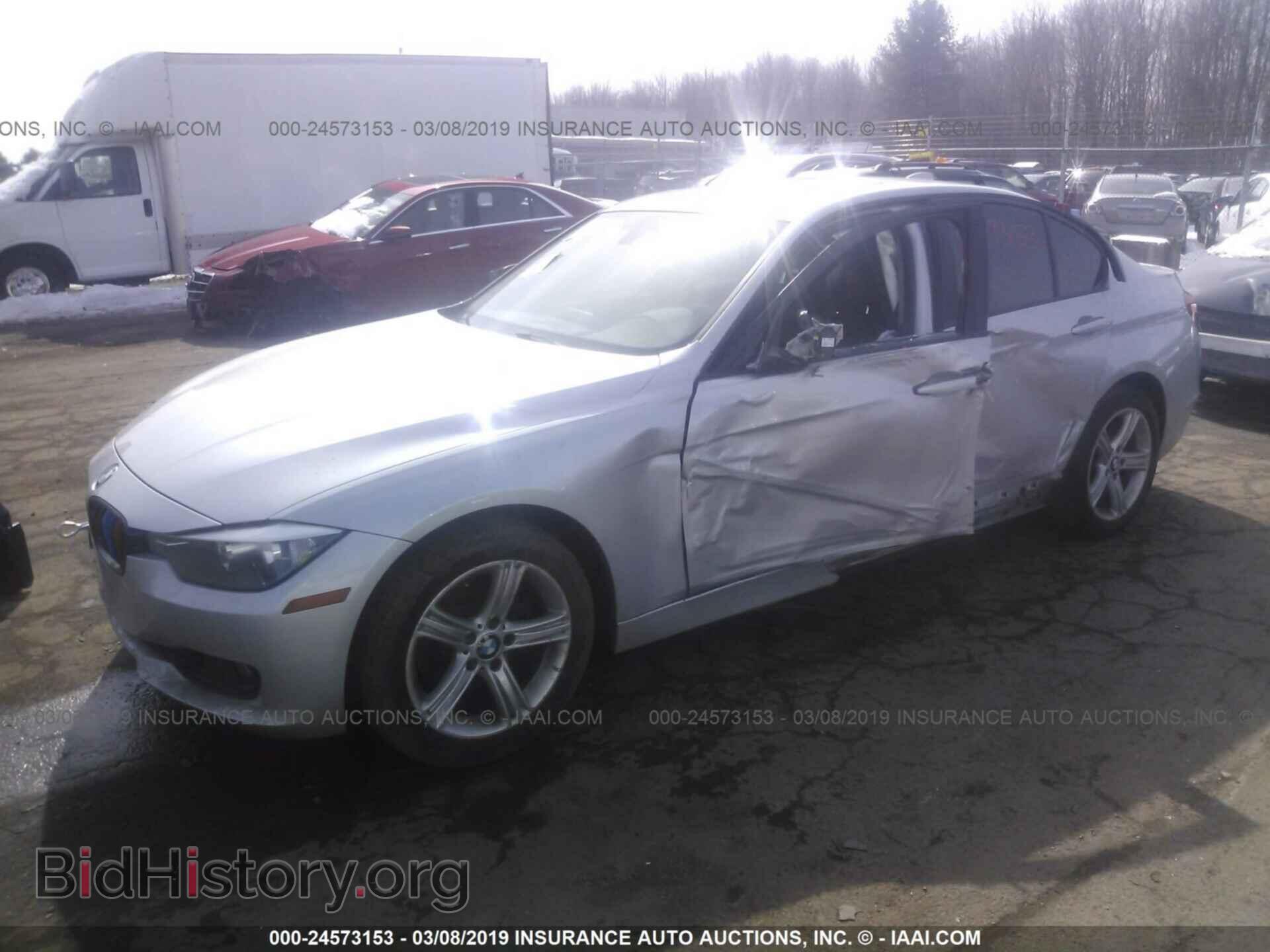 2014 BMW 328 - VIN: WBA3B5G54ENS08718 - Фото 2