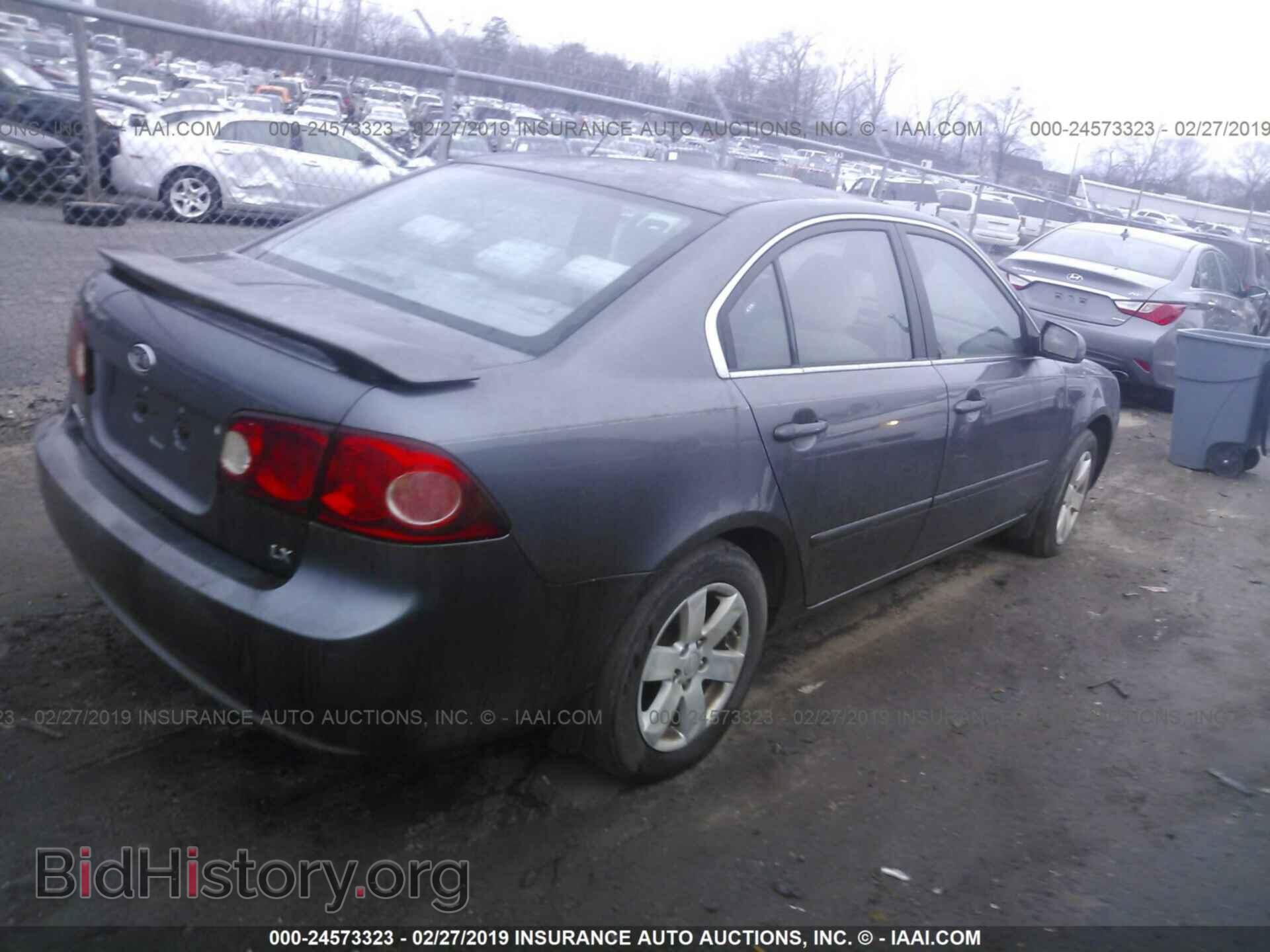 2007 KIA OPTIMA - VIN: KNAGE123875089758 - Фото 4