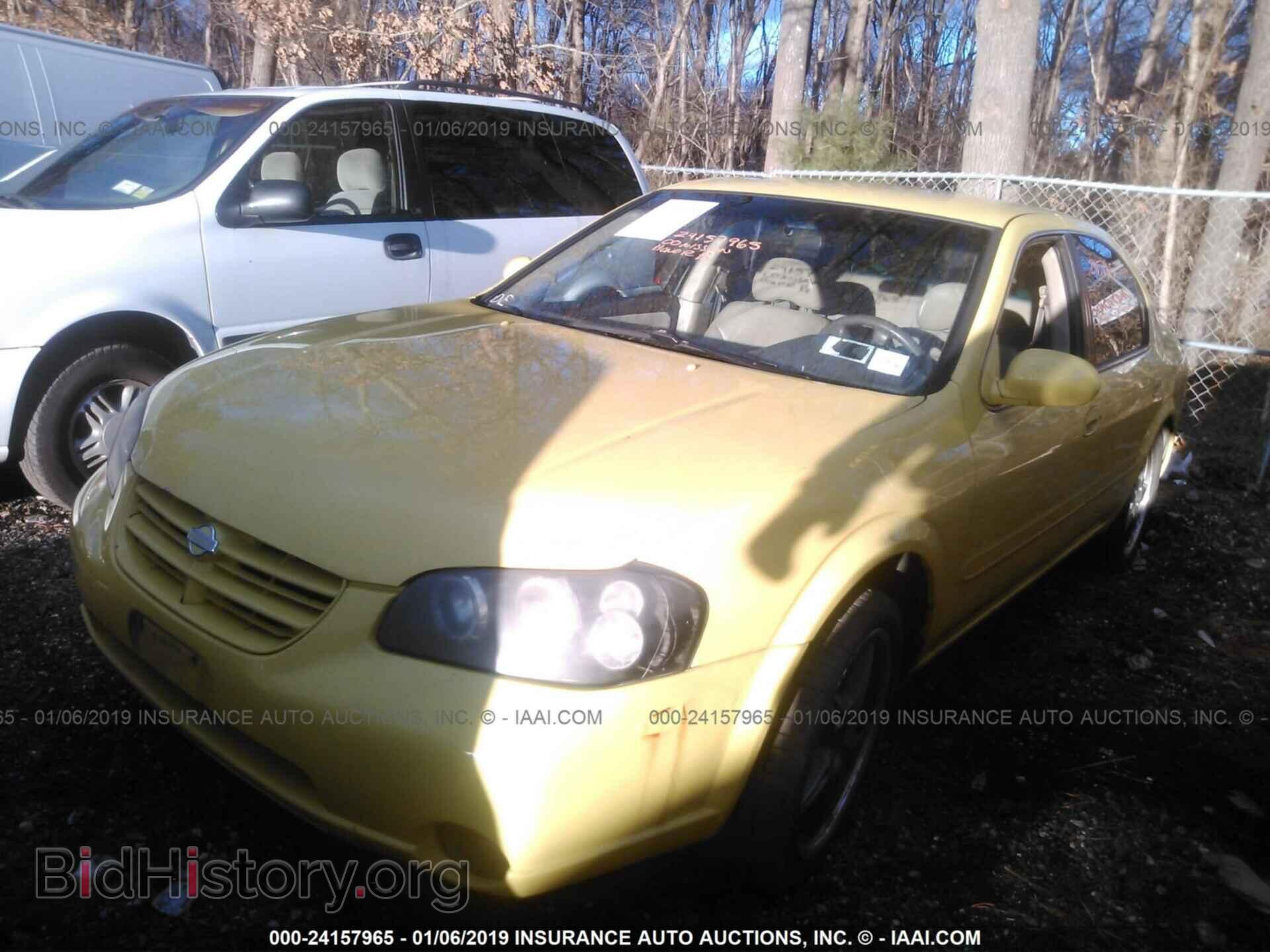 2000 NISSAN MAXIMA - VIN: JN1CA31D2YT703657 - Photo 2