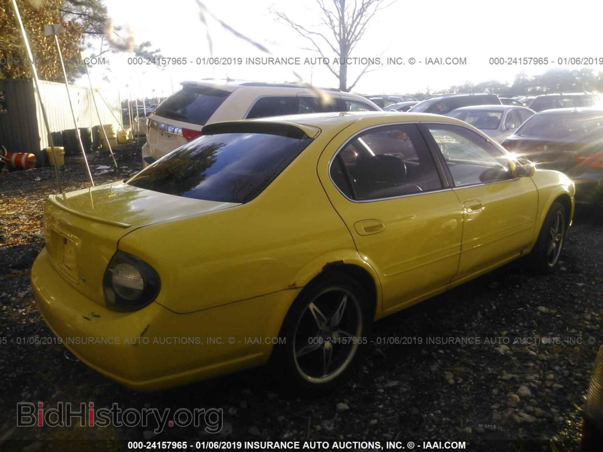 2000 NISSAN MAXIMA - VIN: JN1CA31D2YT703657 - Photo 4