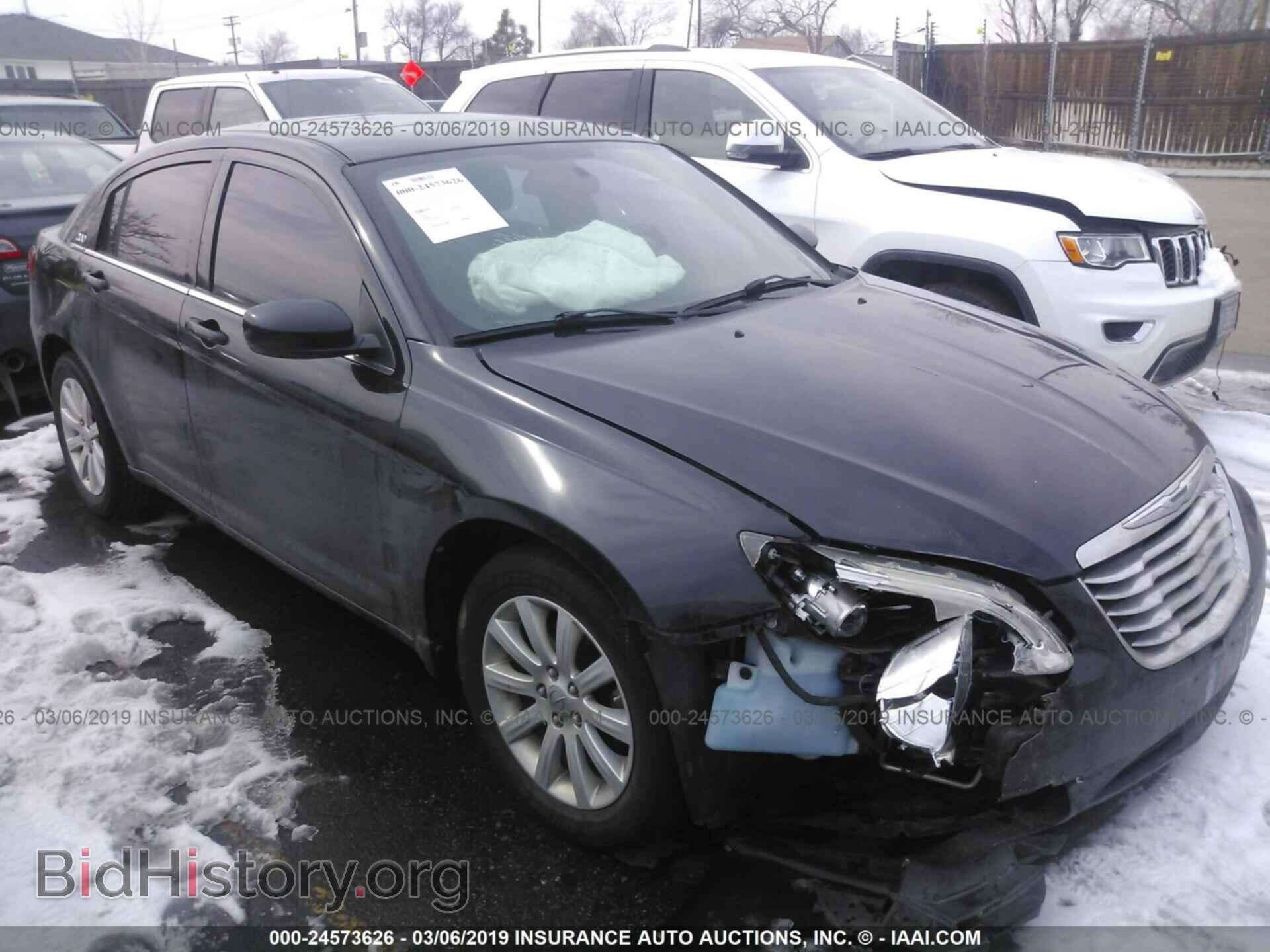 Photo 1C3BC1FB4BN530996 - CHRYSLER 200 2011