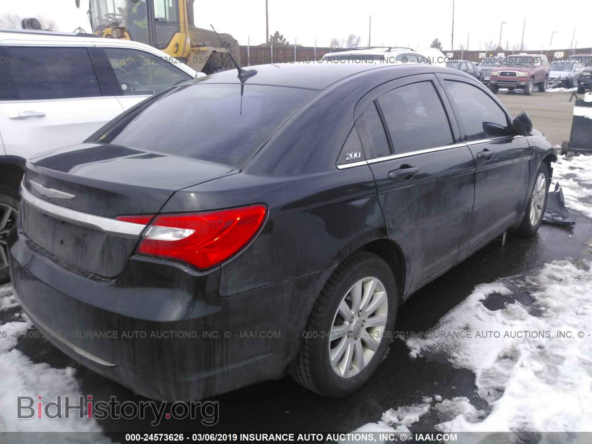 2011 CHRYSLER 200 - VIN: 1C3BC1FB4BN530996 - Фото 4