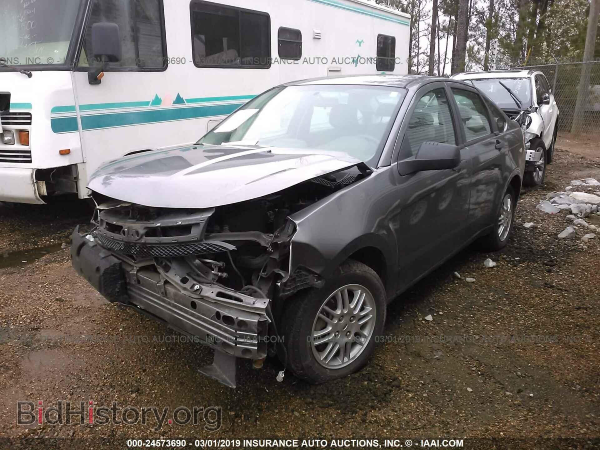 2011 FORD FOCUS - VIN: 1FAHP3FN2BW124182 - Фото 2