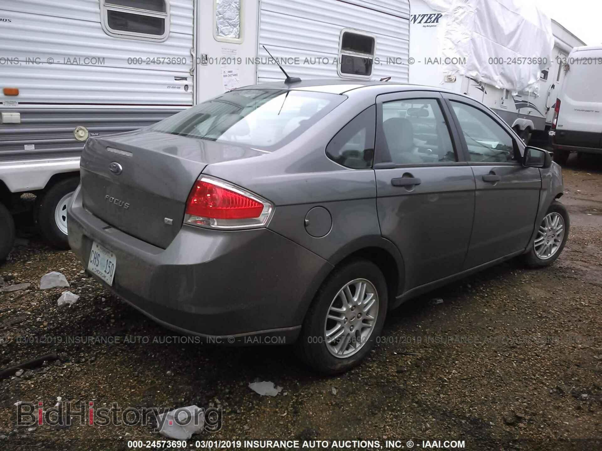 2011 FORD FOCUS - VIN: 1FAHP3FN2BW124182 - Фото 4