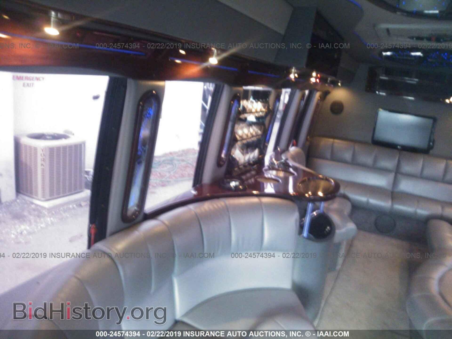 2009 FORD ECONOLINE - VIN: 1FDXE45P69DA01247 - Фото 8