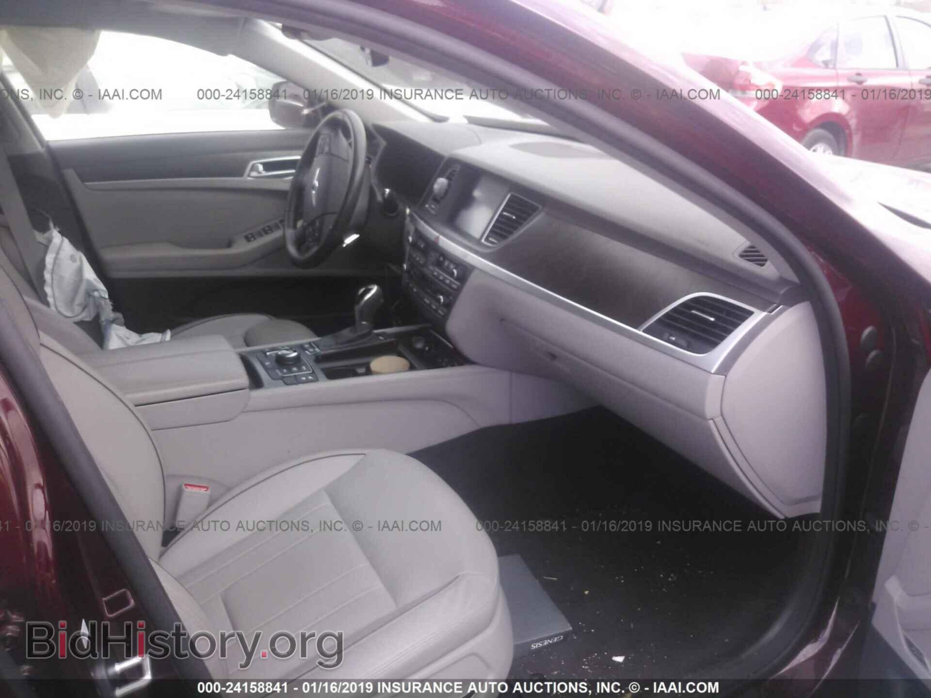 2016 HYUNDAI GENESIS - VIN: KMHGN4JE2GU109320 - Фото 5