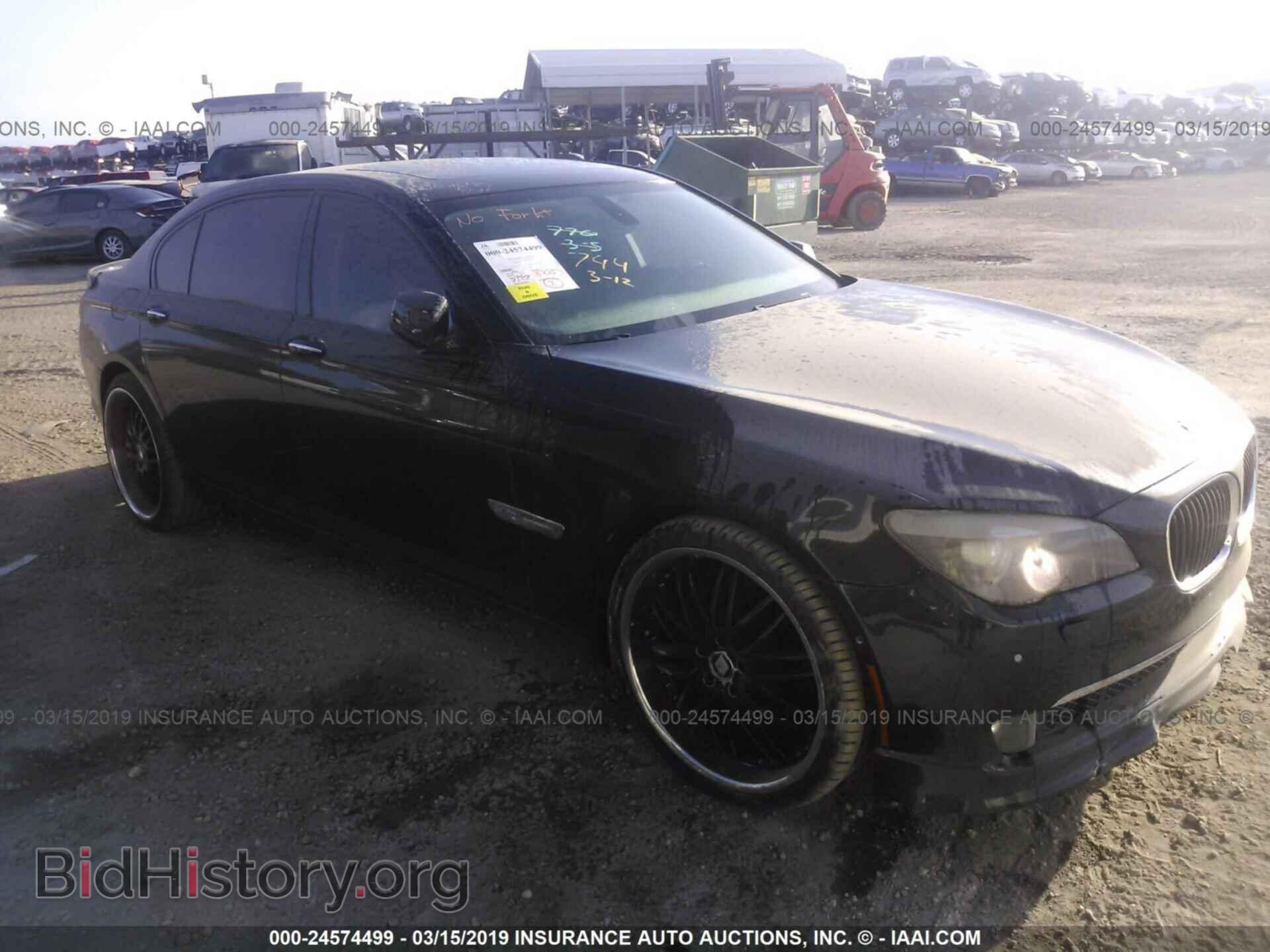 Photo WBAKC8C5XBC431577 - BMW 750 2011