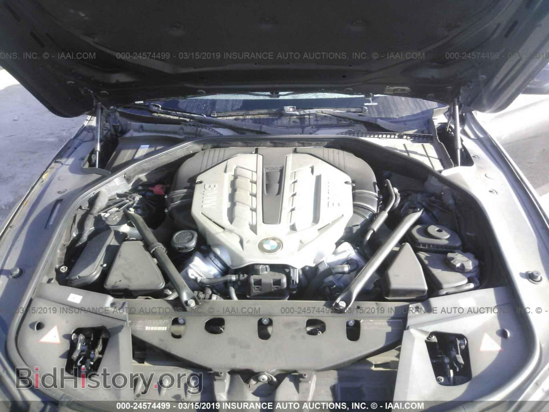 2011 BMW 750 - VIN: WBAKC8C5XBC431577 - Фото 10