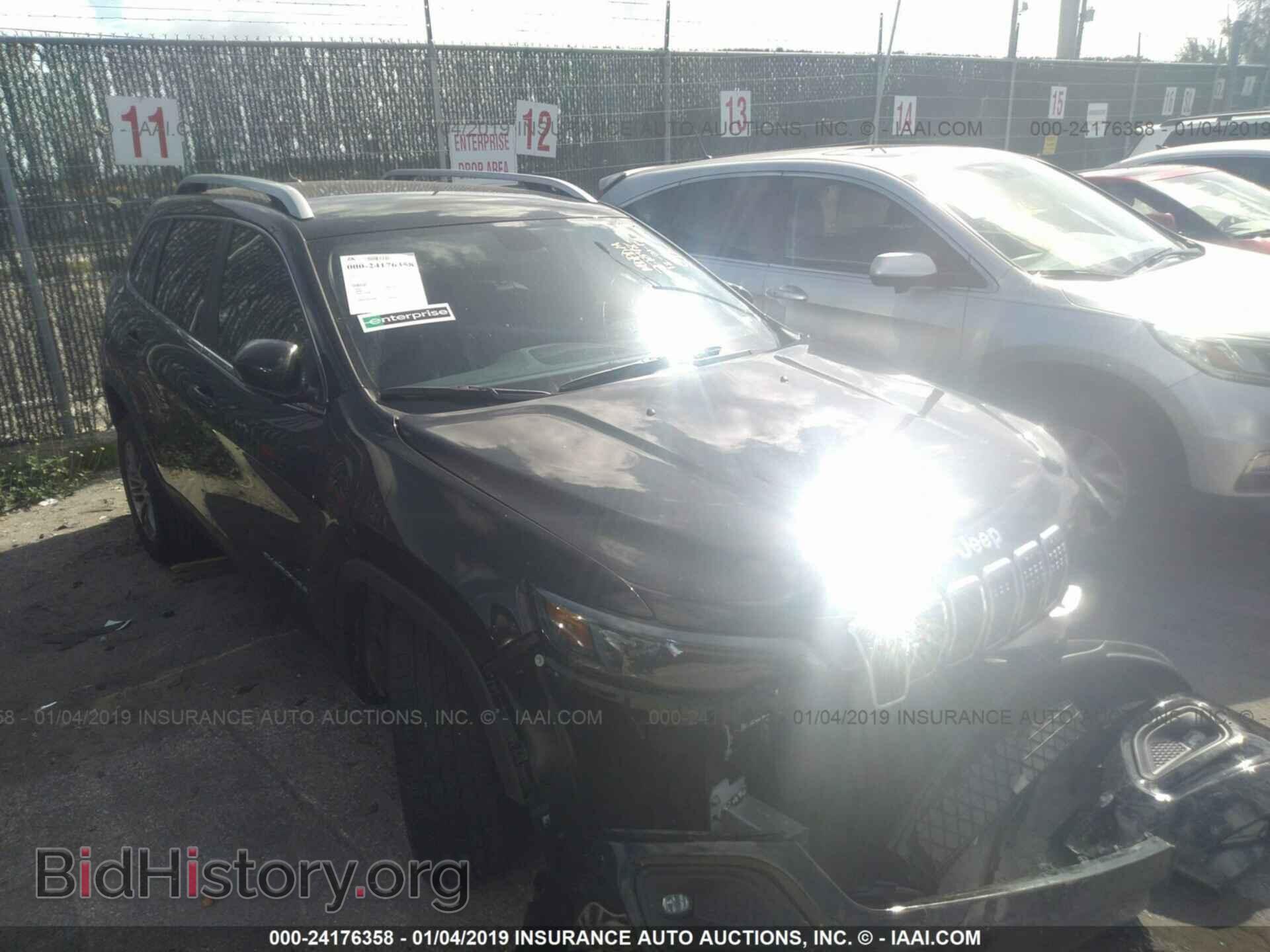 Photo 1C4PJLLB2KD324573 - JEEP CHEROKEE 2019