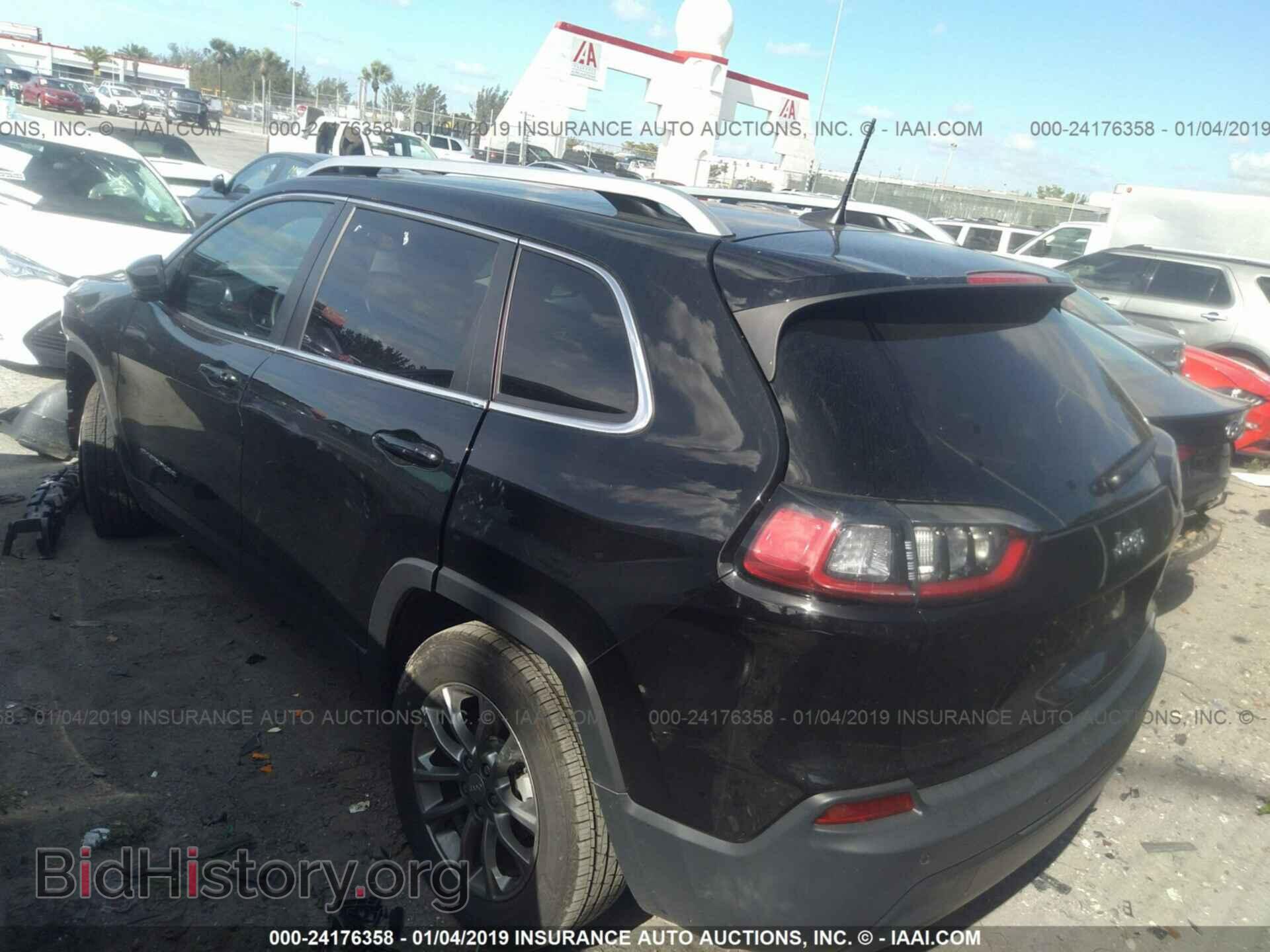 2019 JEEP CHEROKEE - VIN: 1C4PJLLB2KD324573 - Photo 3