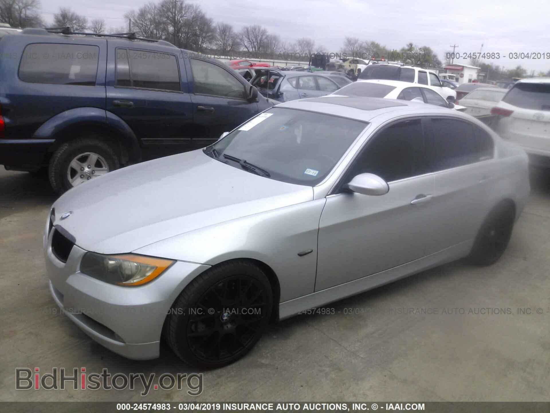 2007 BMW 335 - VIN: WBAVB73597VF53422 - Фото 2
