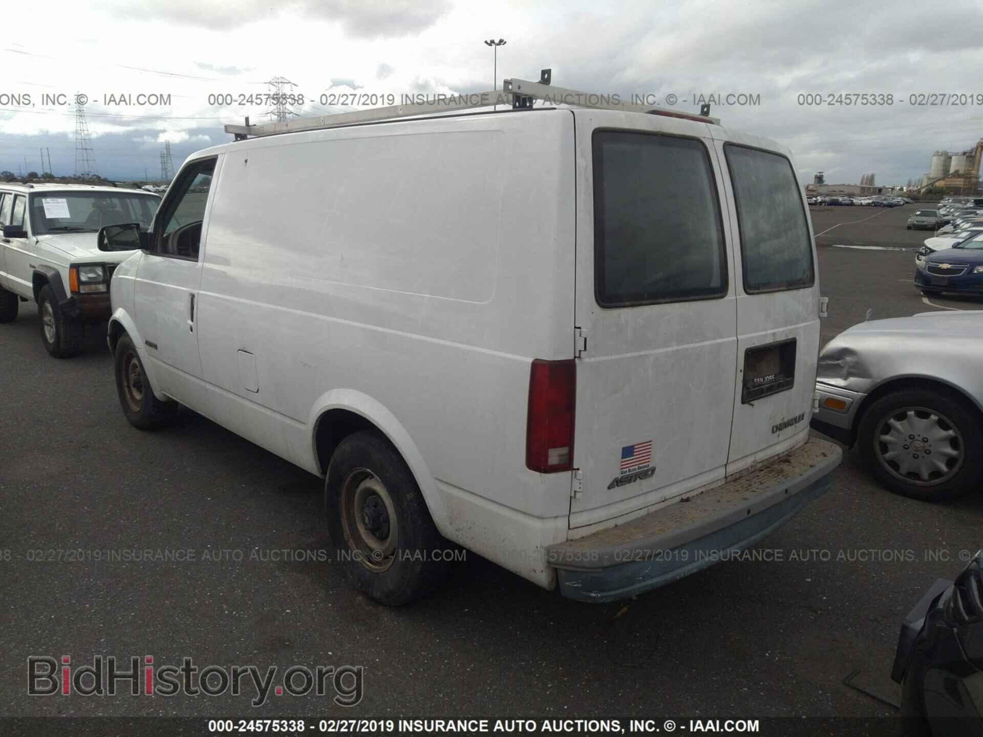 2000 CHEVROLET ASTRO - VIN: 1GCDM19W6YB118024 - Фото 3
