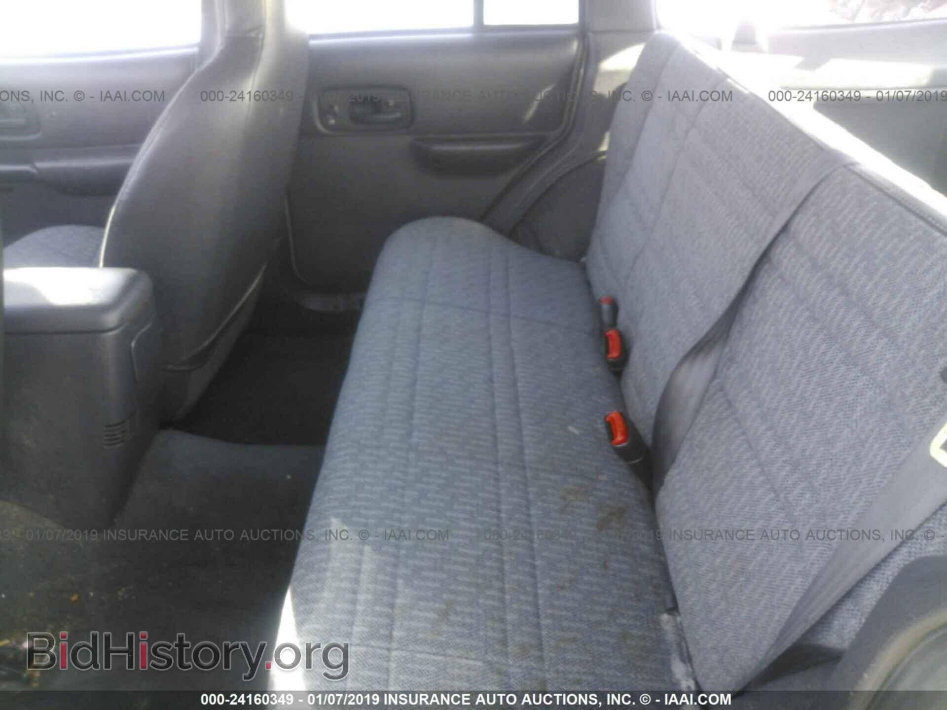 2011 CADILLAC ESCALADE - VIN: 1GYS4HEF6BR324488 - Фото 8