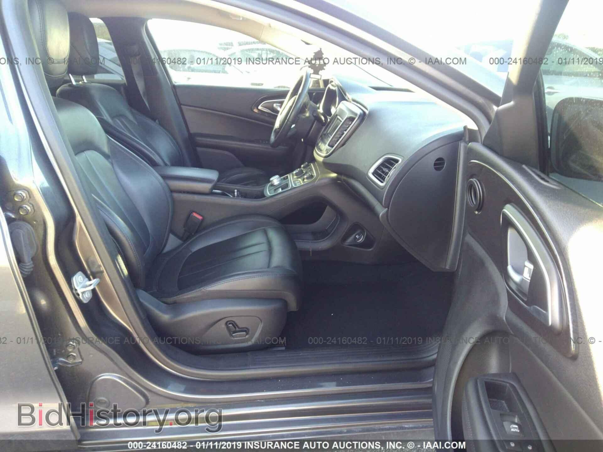 2015 CHRYSLER 200 - VIN: 1C3CCCCBXFN670982 - Photo 5
